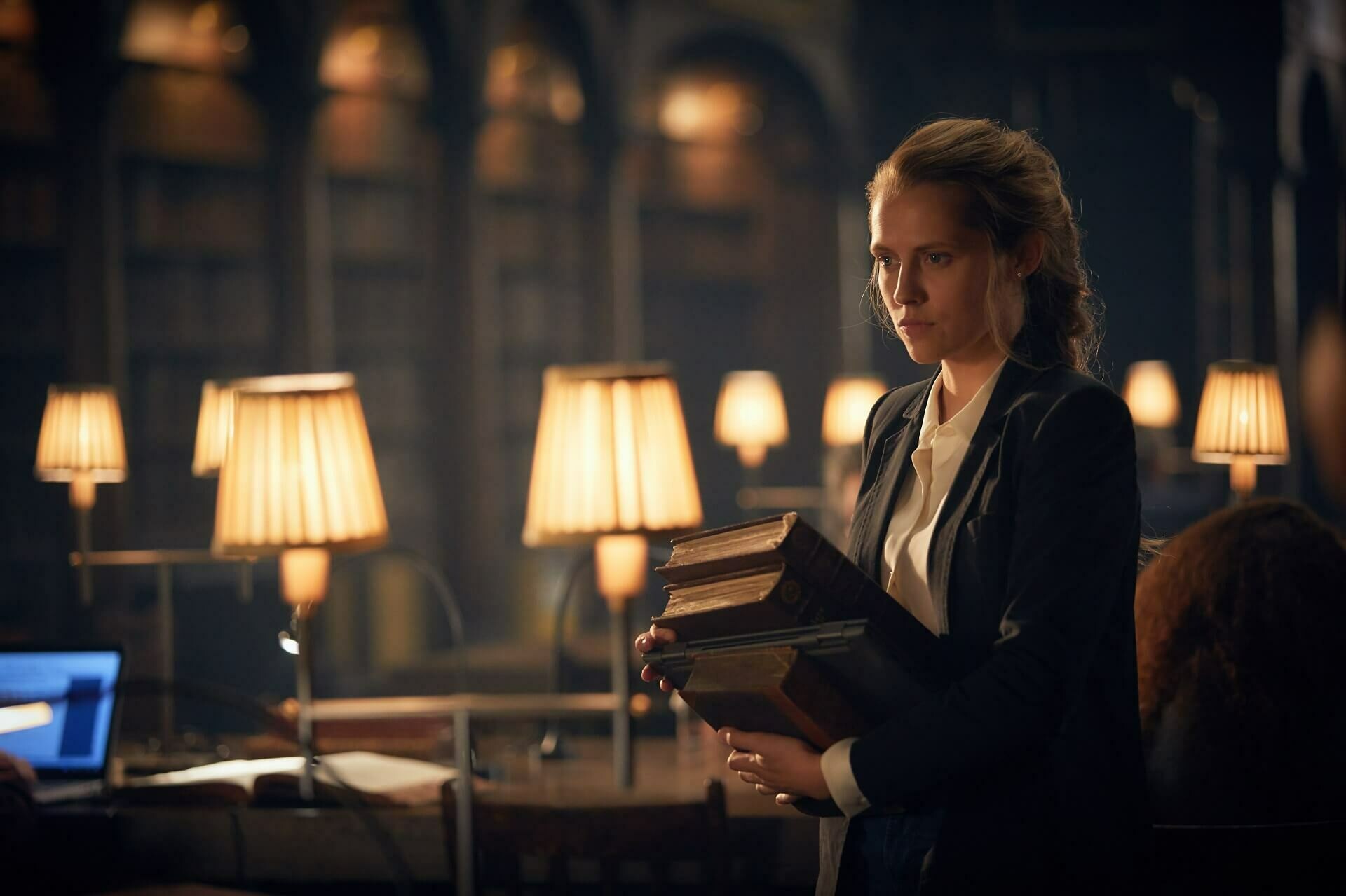 A Discovery of Witches, Episode 1, Das Buch des Lebens, Episodenkritik, 1920x1280 HD Desktop