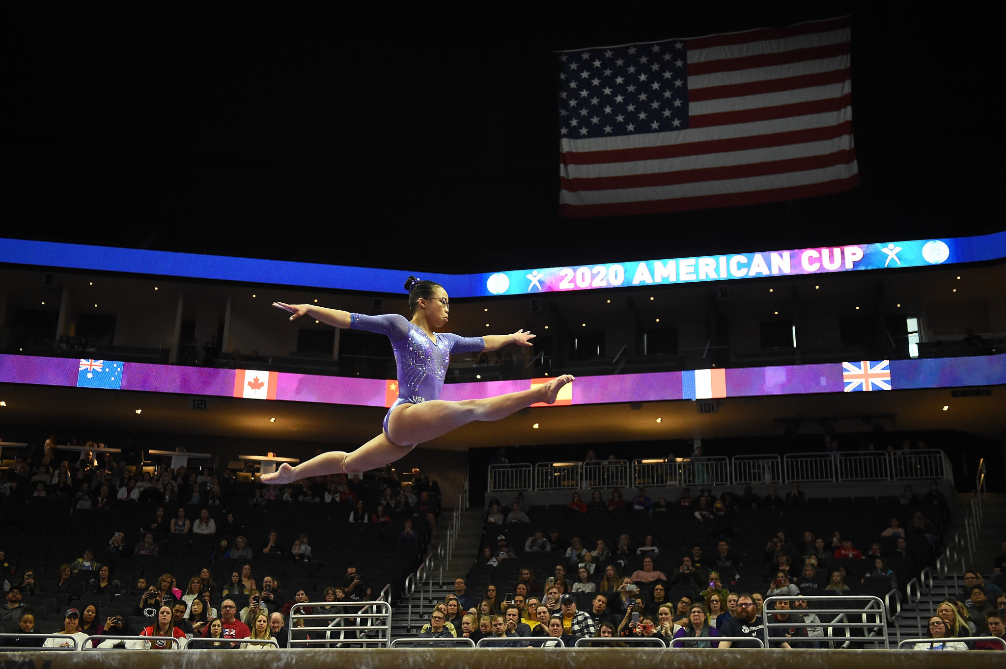 Morgan Hurd, Women's title, FIG world cup, Milwaukee, 2050x1370 HD Desktop