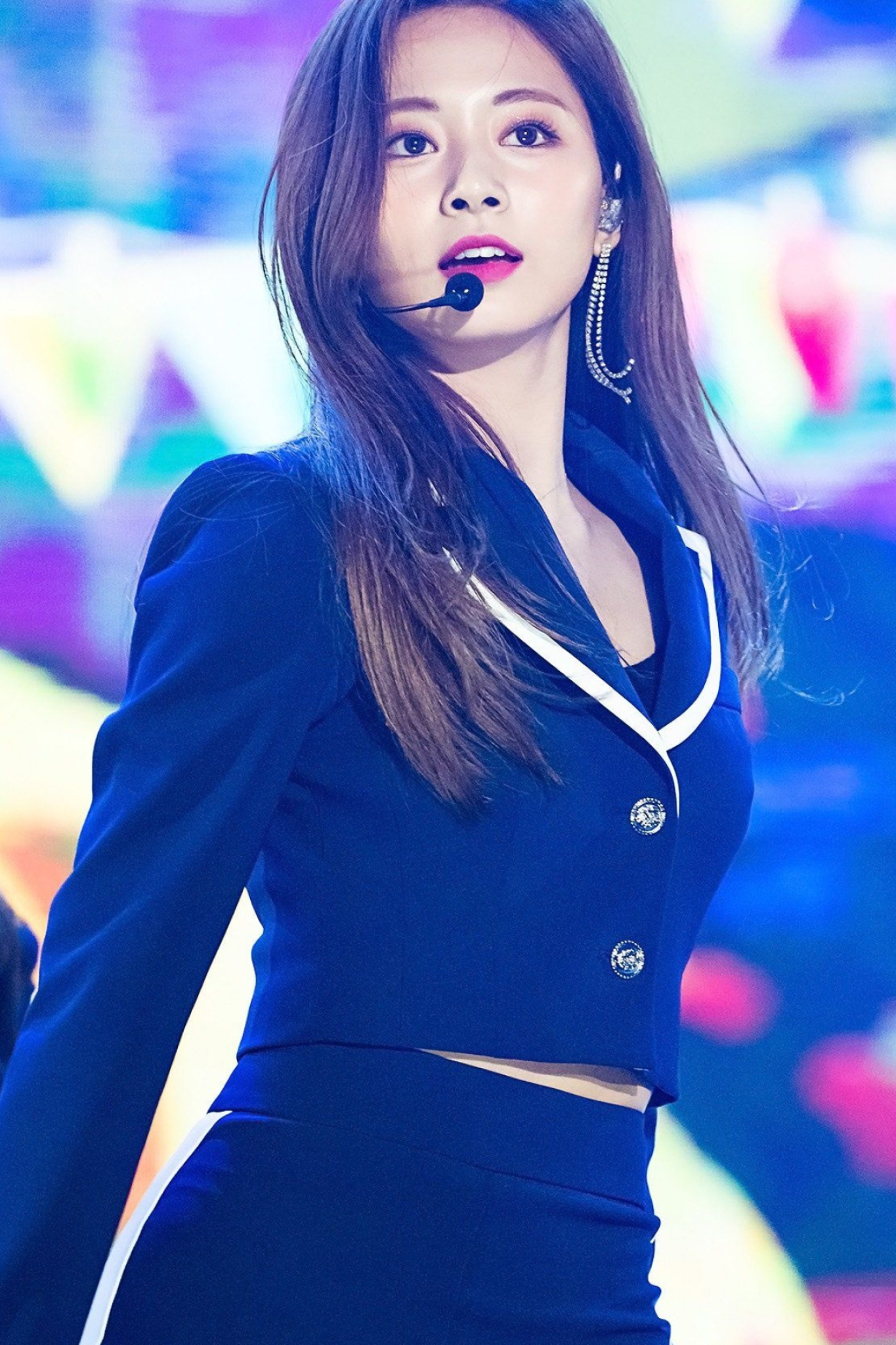 Tzuyu (TWICE), K-pop beauty, Charismatic idol, Popular girl group, 1370x2050 HD Phone