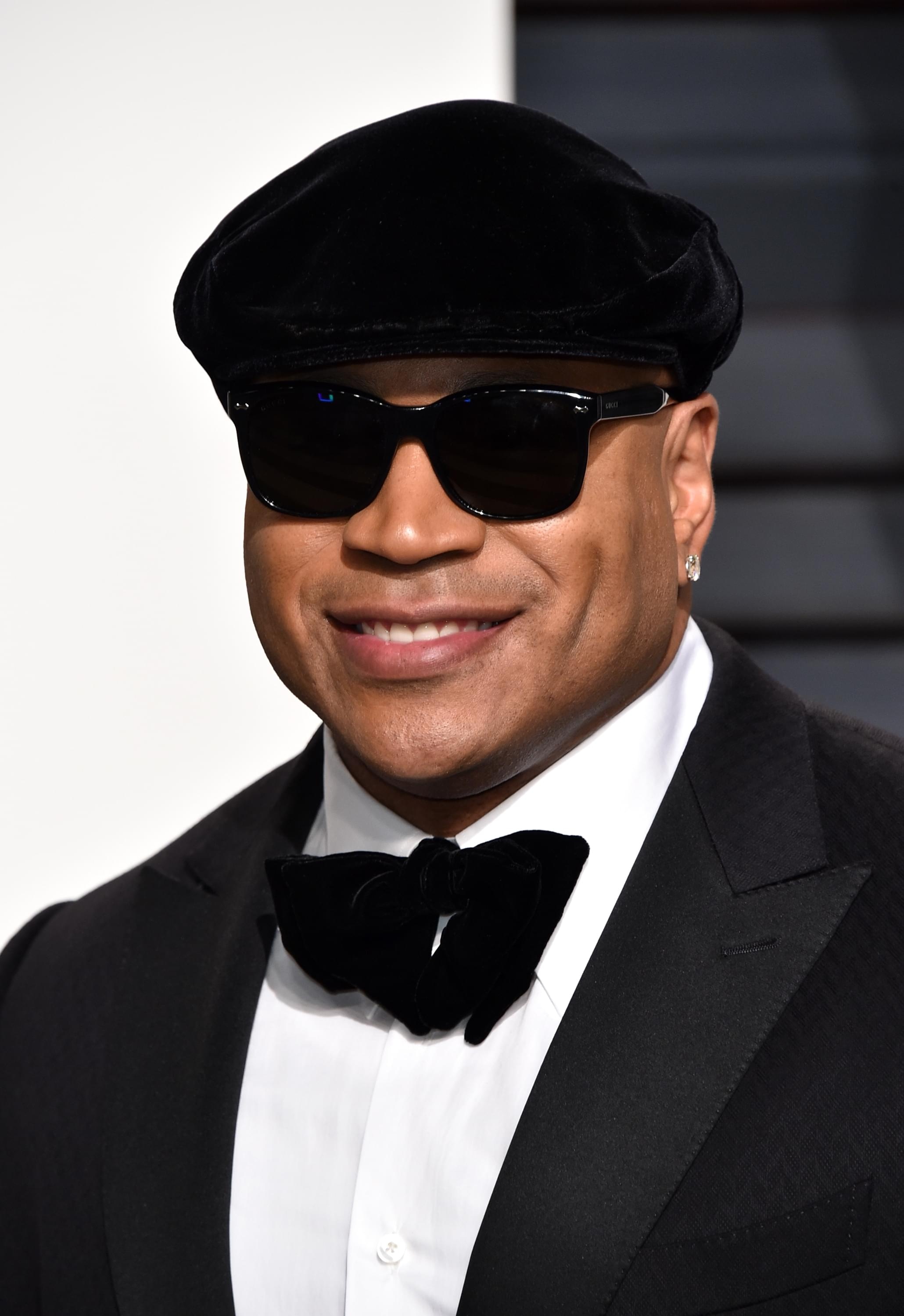 LL Cool J, Thoughts on current rap, Hip hop reflection, Evolving genre, 2060x3000 HD Phone