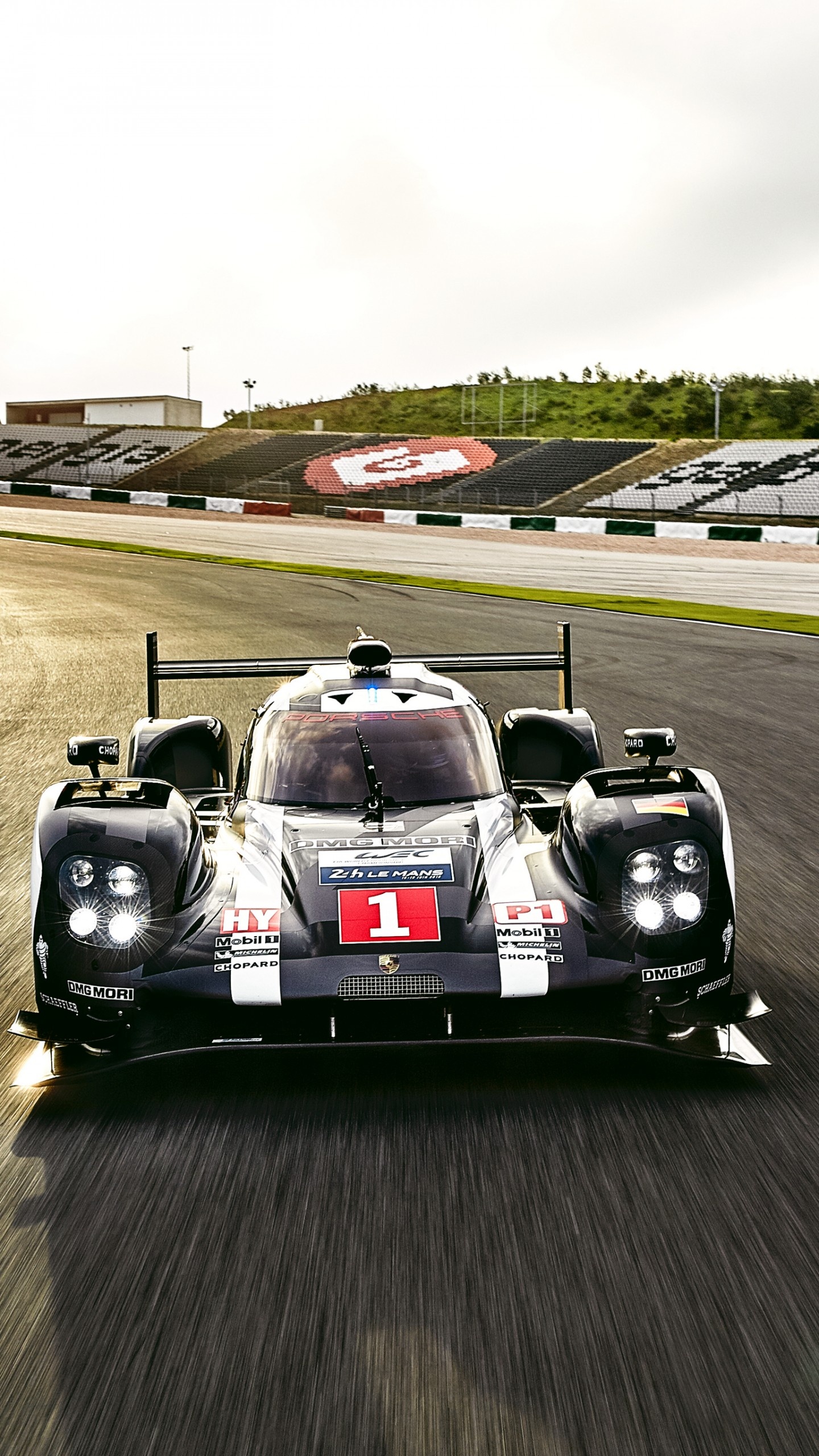 Porsche 919 Hybrid, Supercar hybrid, WEC, Le Mans, 1440x2560 HD Phone