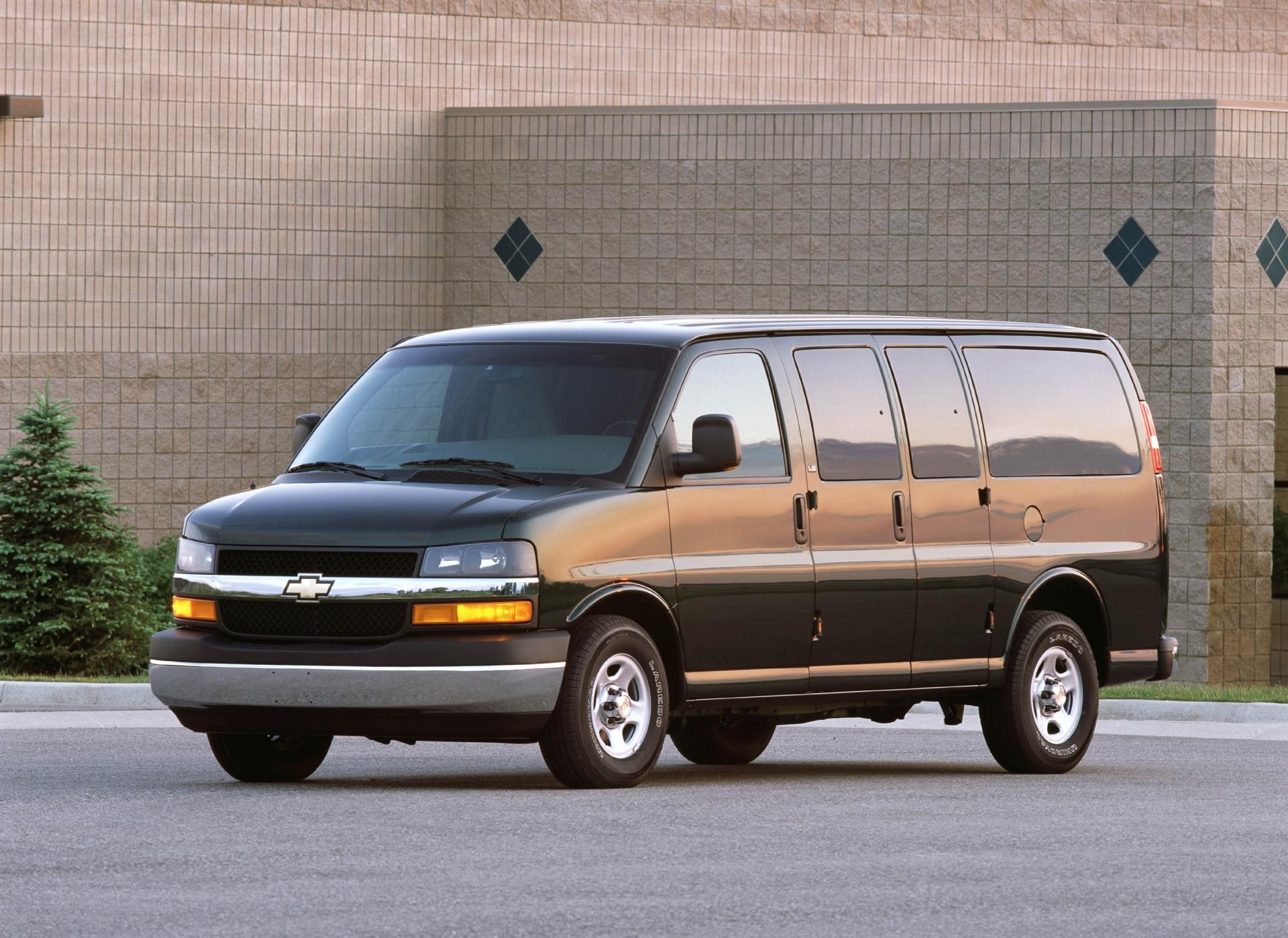 Chevrolet Express (Auto), Image gallery, 2001 Chevrolet Express, 1920x1400 HD Desktop