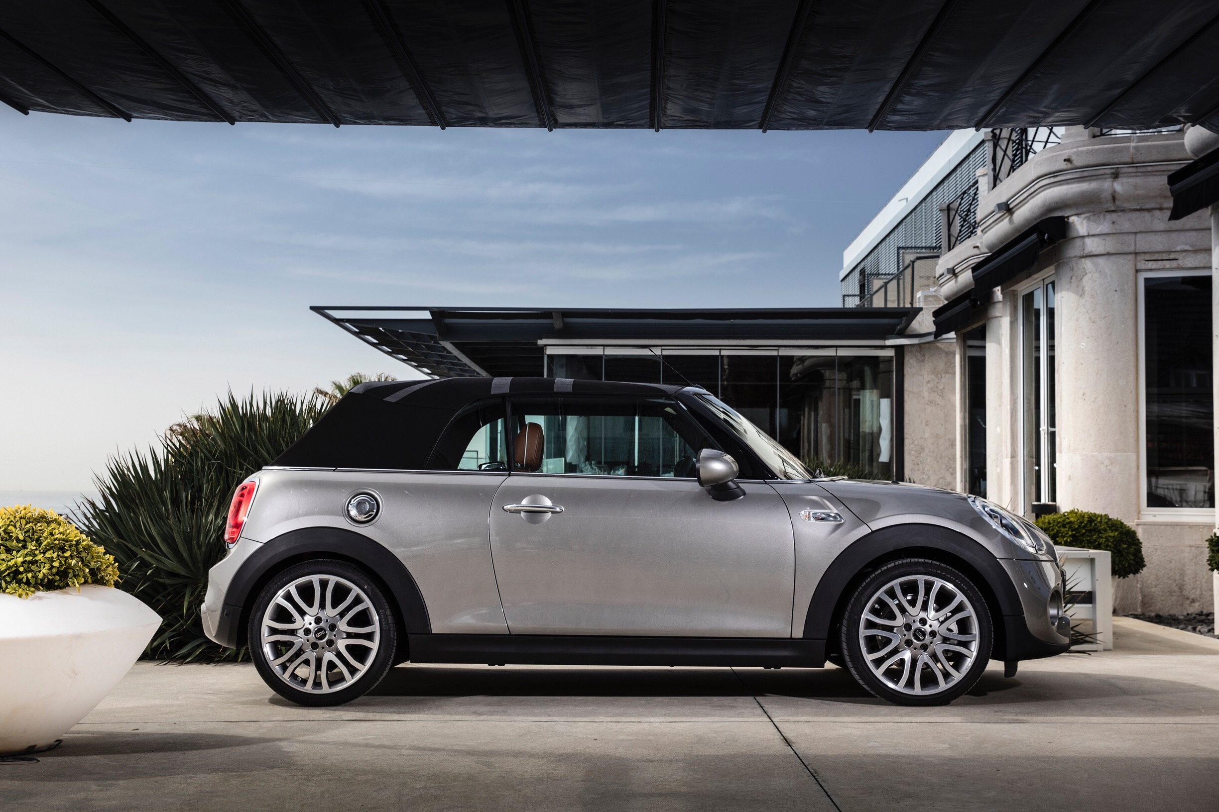 MINI Convertible, Limited launch edition, Motoringfile, MINI UK, 2450x1640 HD Desktop