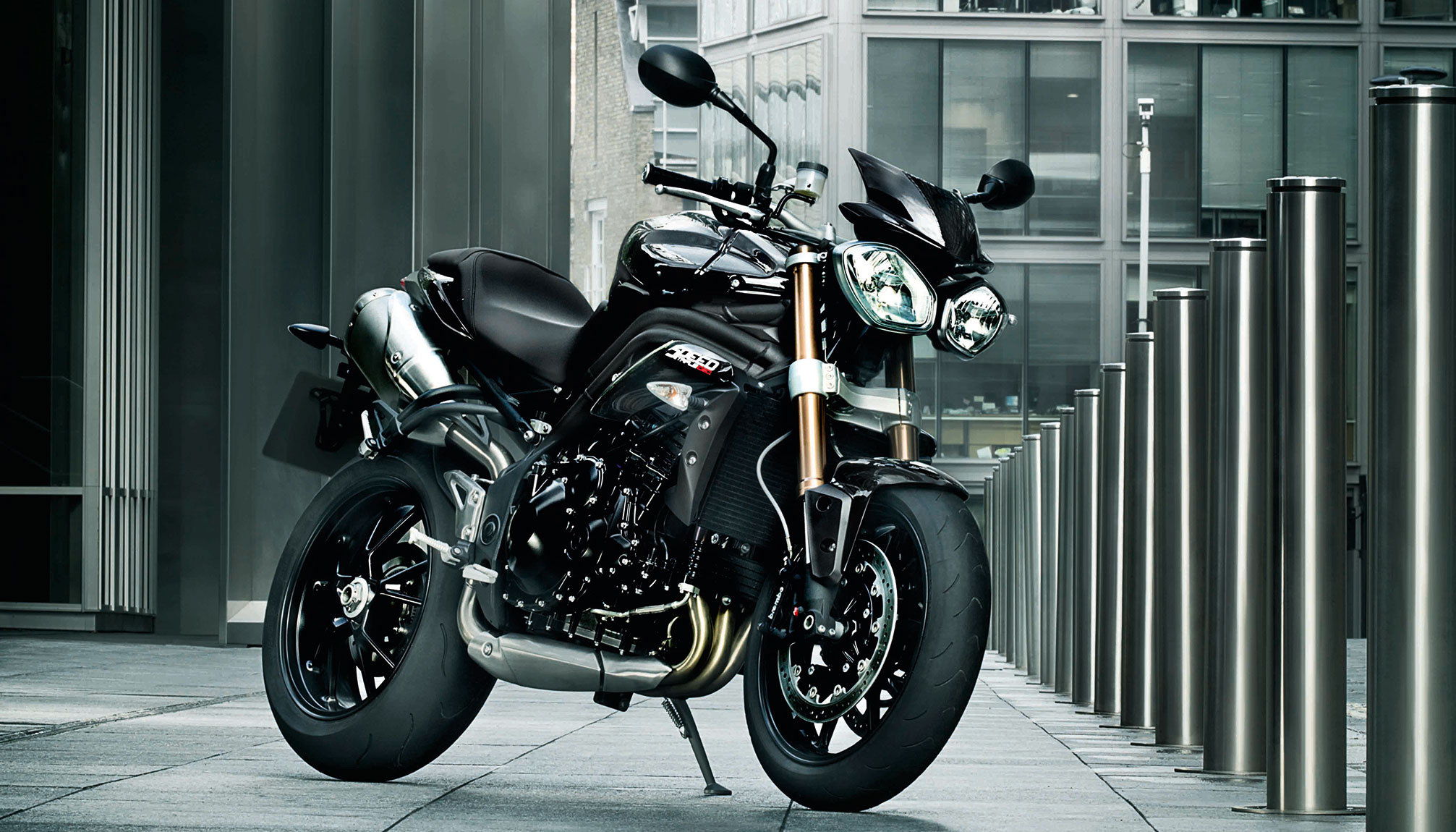 Triumph Speed Triple, Sleek design, High-performance, Thrilling ride, 2020x1150 HD Desktop