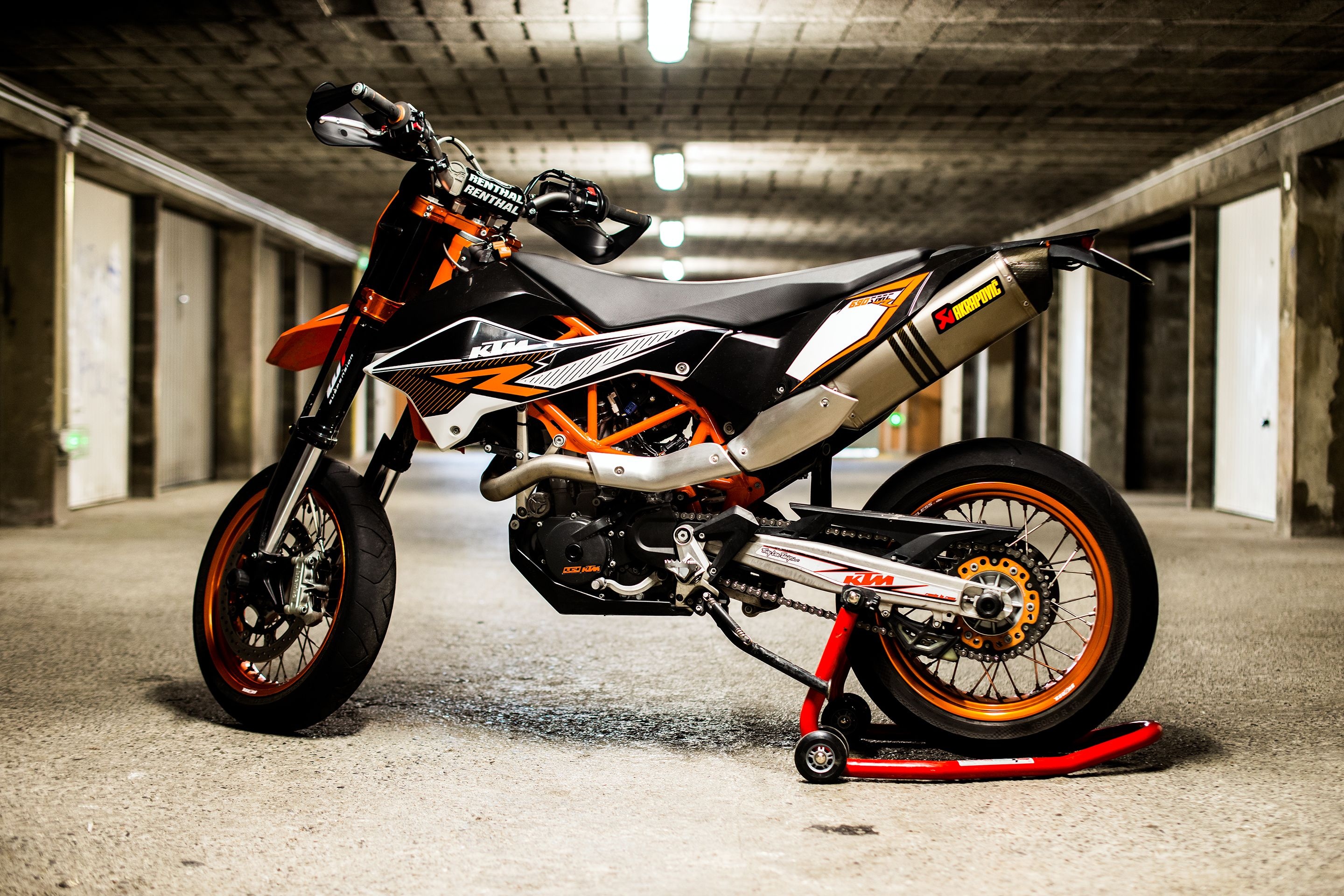 KTM 690 SMC, Supermoto racing, KTM motorcycles, High-performance bike, 2880x1920 HD Desktop