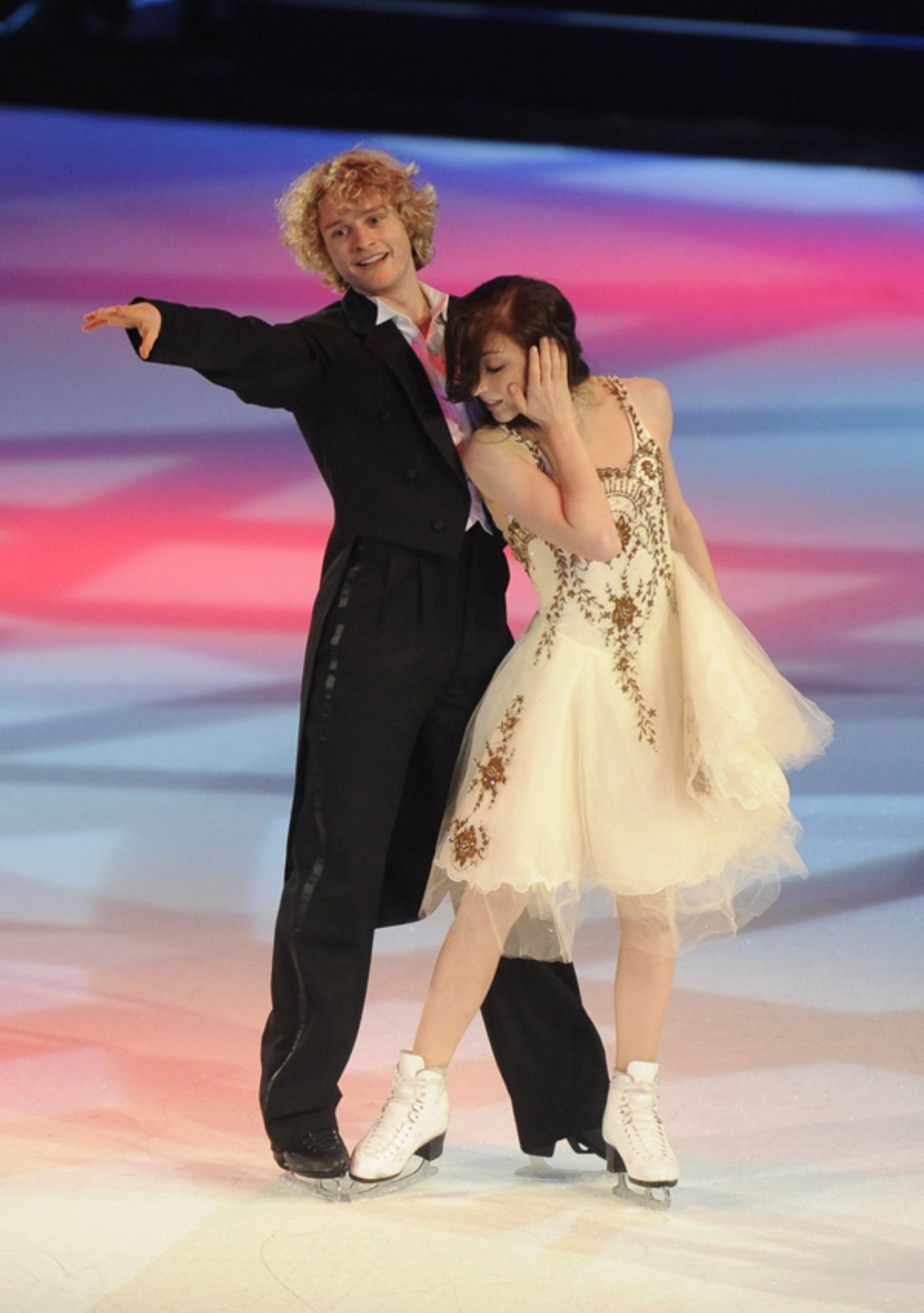 Ice Dancing, Ice dancing costumes, Meryl Davis, Figure skating, 1600x2280 HD Phone