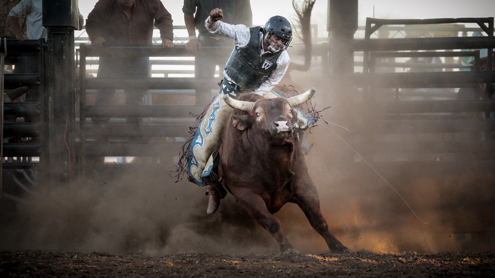 Bull riding, Cowboy, Extreme bull, Rodeo, 2000x1130 HD Desktop