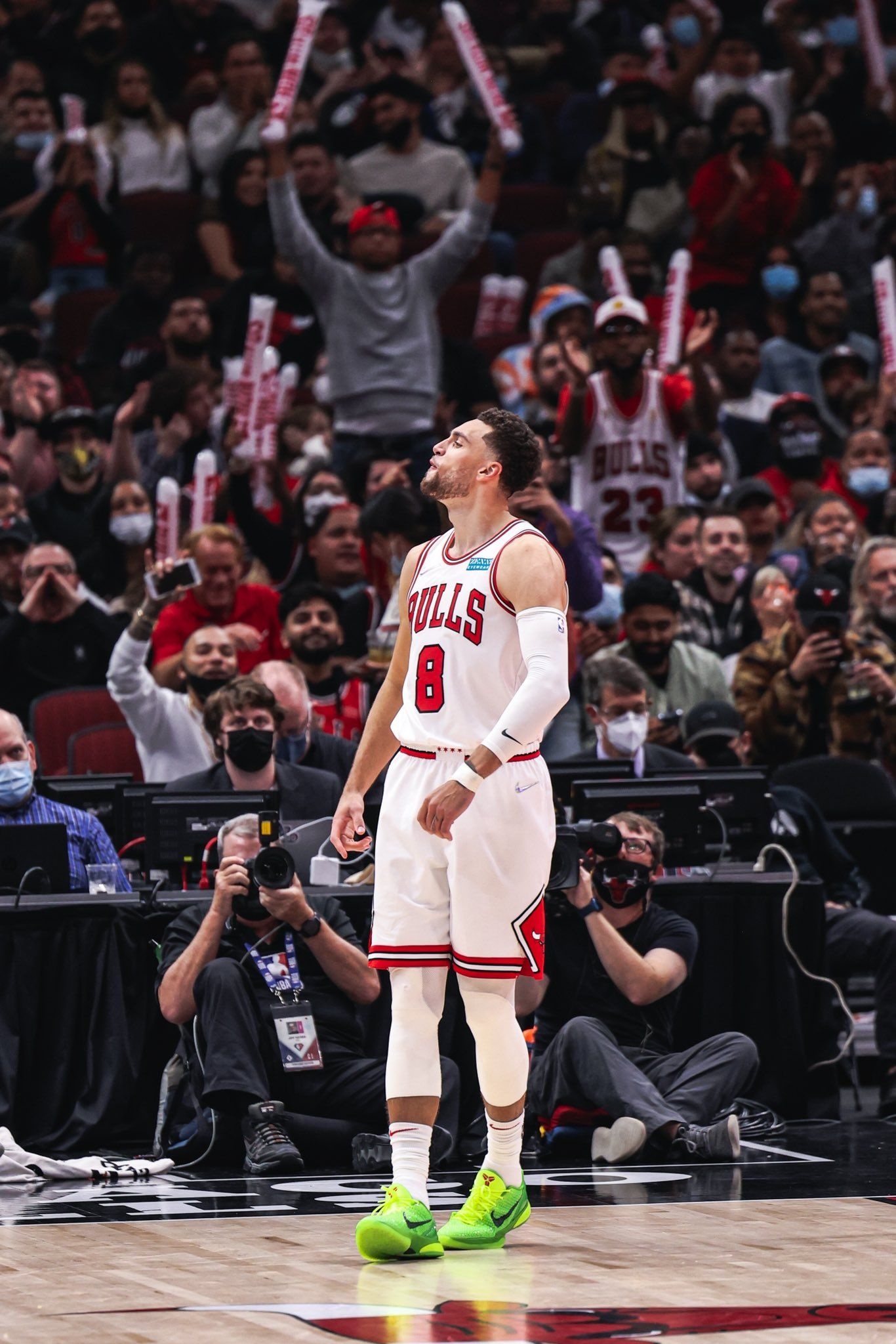 Zach LaVine, NBA, Chicago Bulls, Basketball, 1370x2050 HD Phone