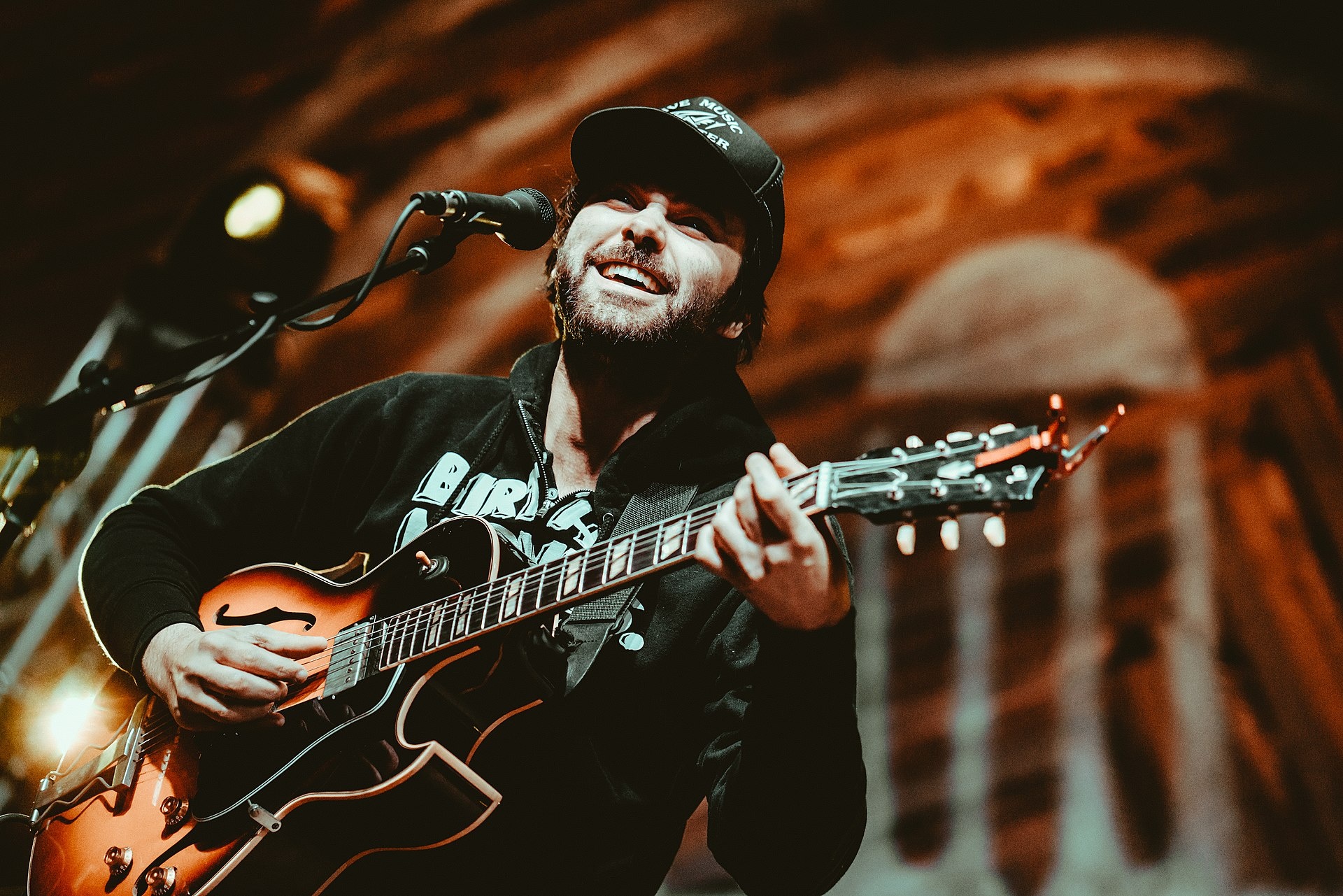 The Rustic, Shakey Graves Wallpaper, 1920x1290 HD Desktop