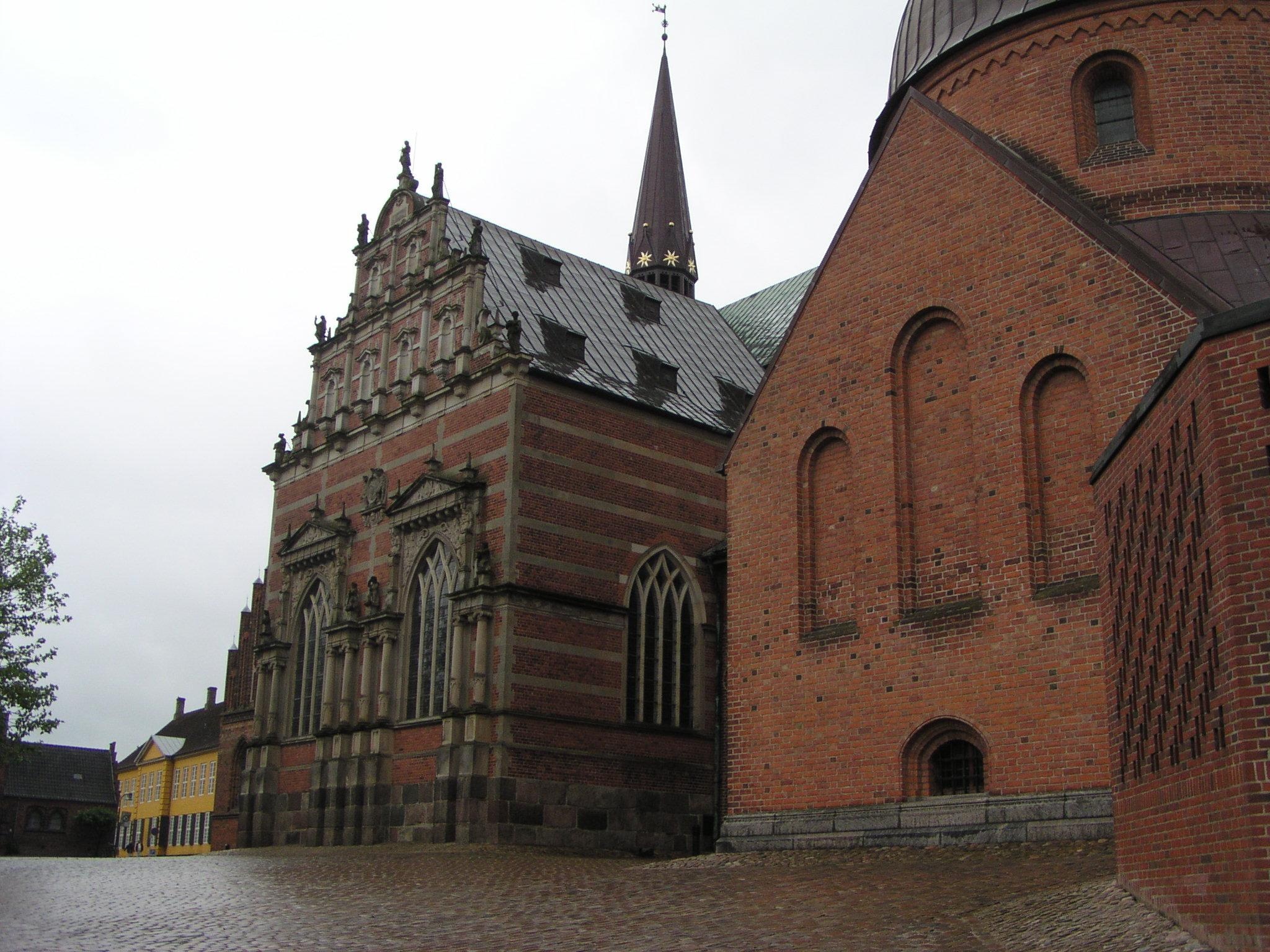 Roskilde, Denmark in 2004, Photographic memories, Travel throwback, 2050x1540 HD Desktop