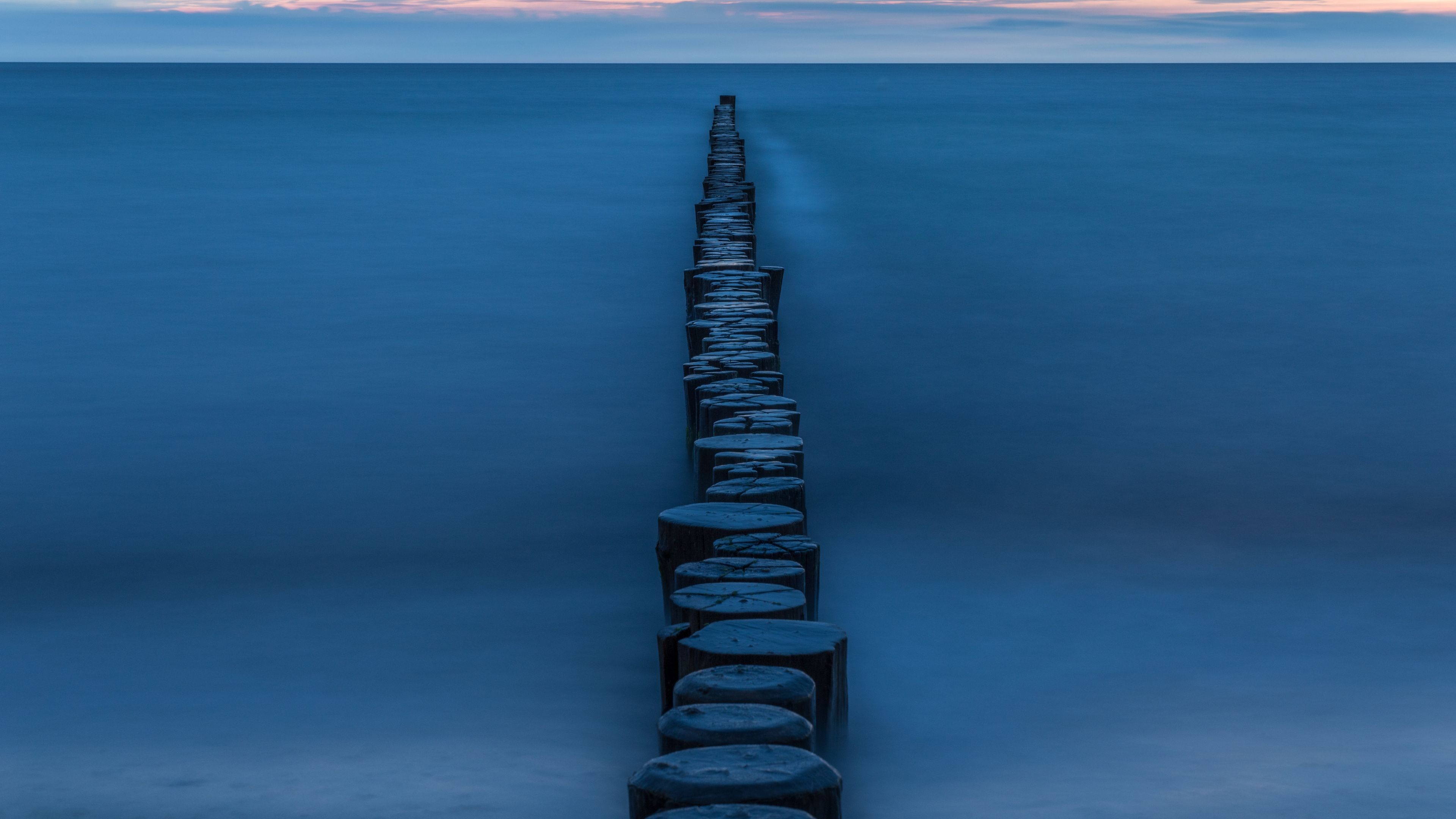 Wooden poles separator, 4K Baltic Sea wallpaper, HD image background, UHD widescreen, 3840x2160 4K Desktop