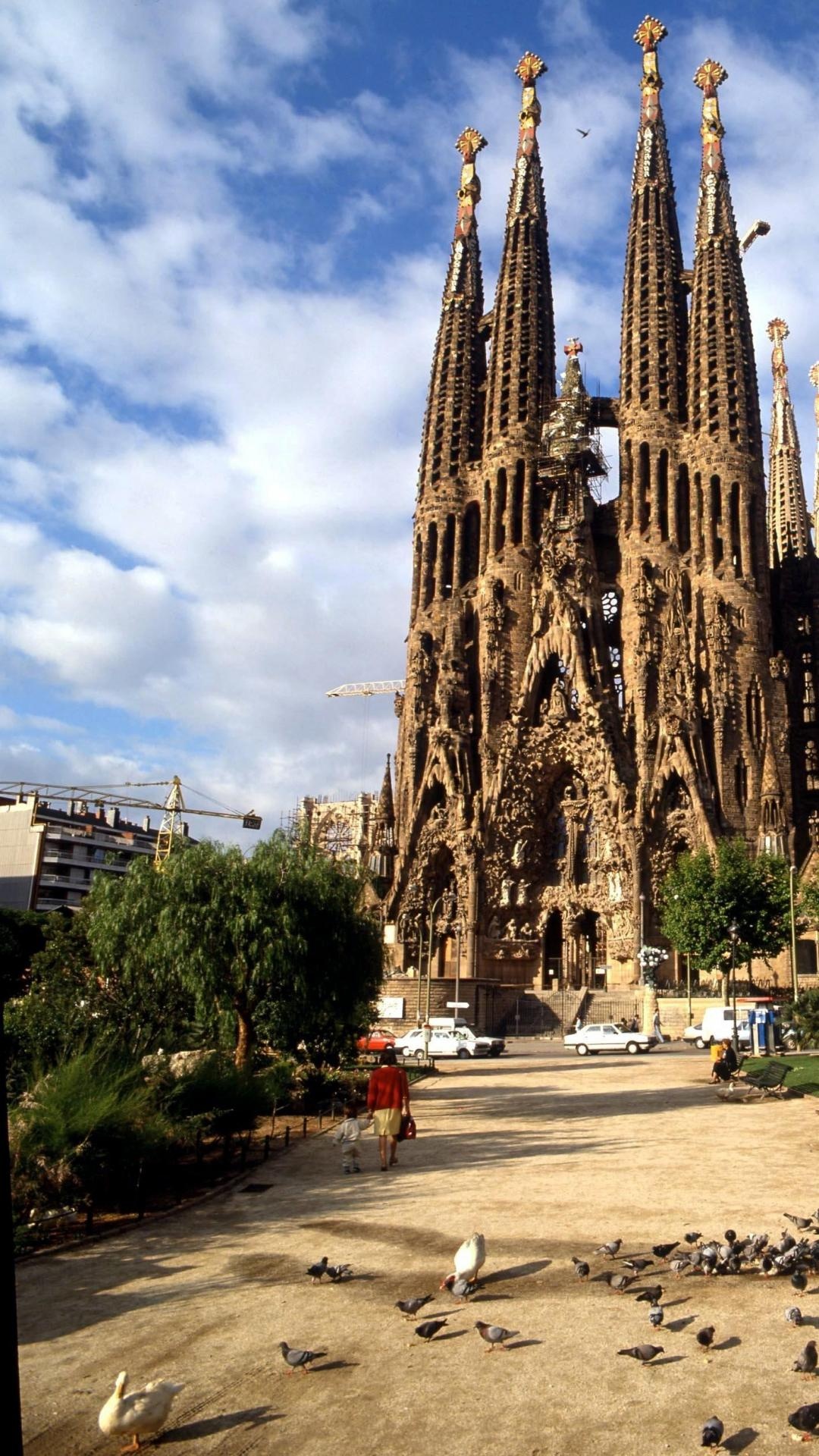 Barcelona paradise, Vibrant city life, Architectural wonders, Cultural haven, 1080x1920 Full HD Phone