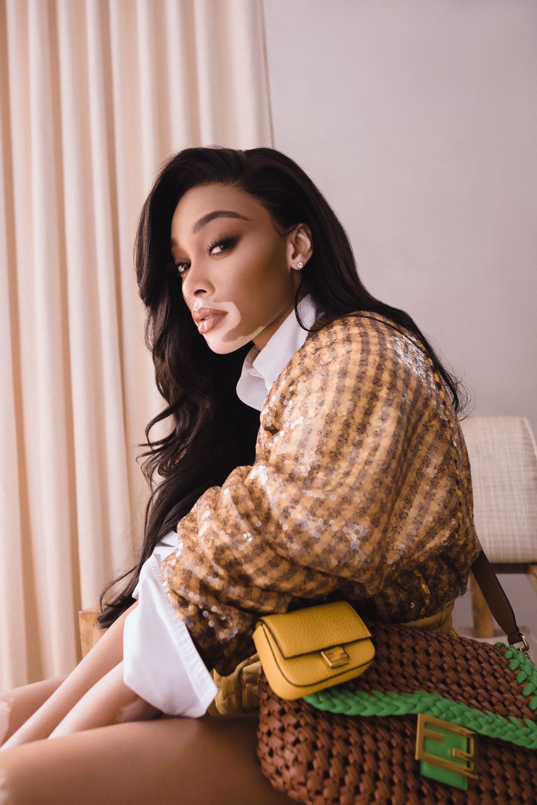 Winnie Harlow, Baguette friends, Unexpected campaign, Fashion icon, 1800x2700 HD Phone