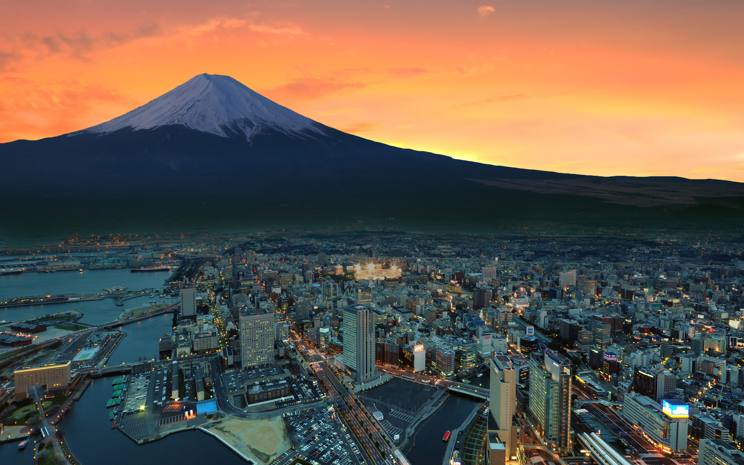 Yokohama City, Mount Fuji Wallpaper, 2560x1600 HD Desktop