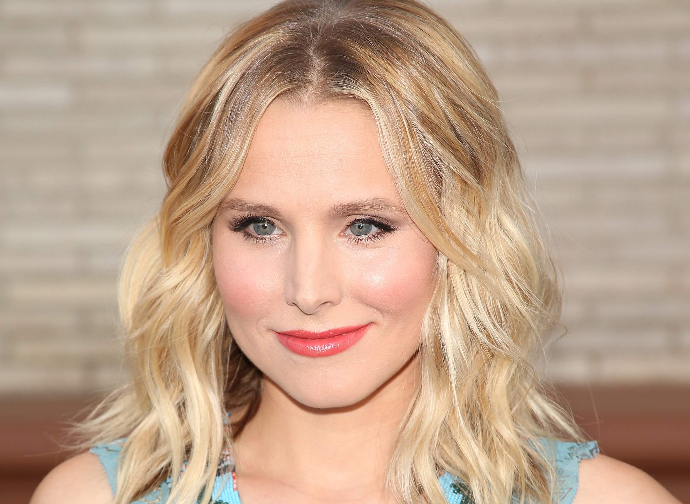 Kristen Bell, Movies, Actress, Blue eyes, 2660x1950 HD Desktop