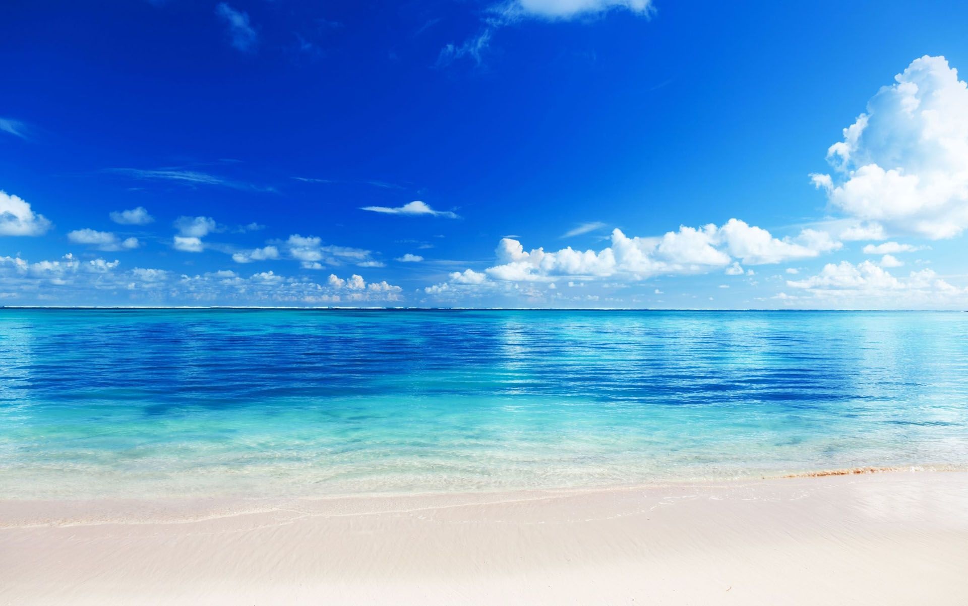 turquoise tropical ocean, white sand beach shore, blue sky cumulus clouds, HD Desktop wallpaper