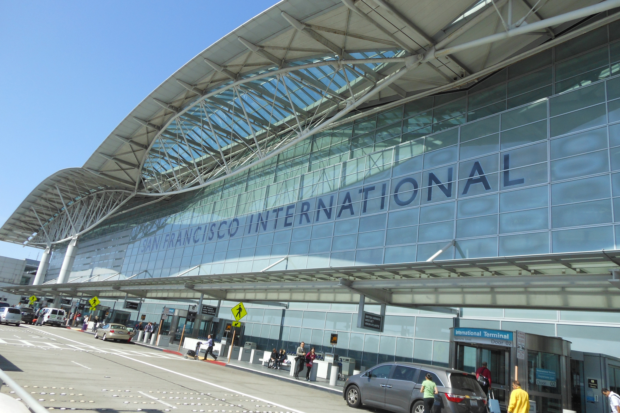 San Francisco Airport, Travel guide, Time Out, City exploration, 2050x1370 HD Desktop