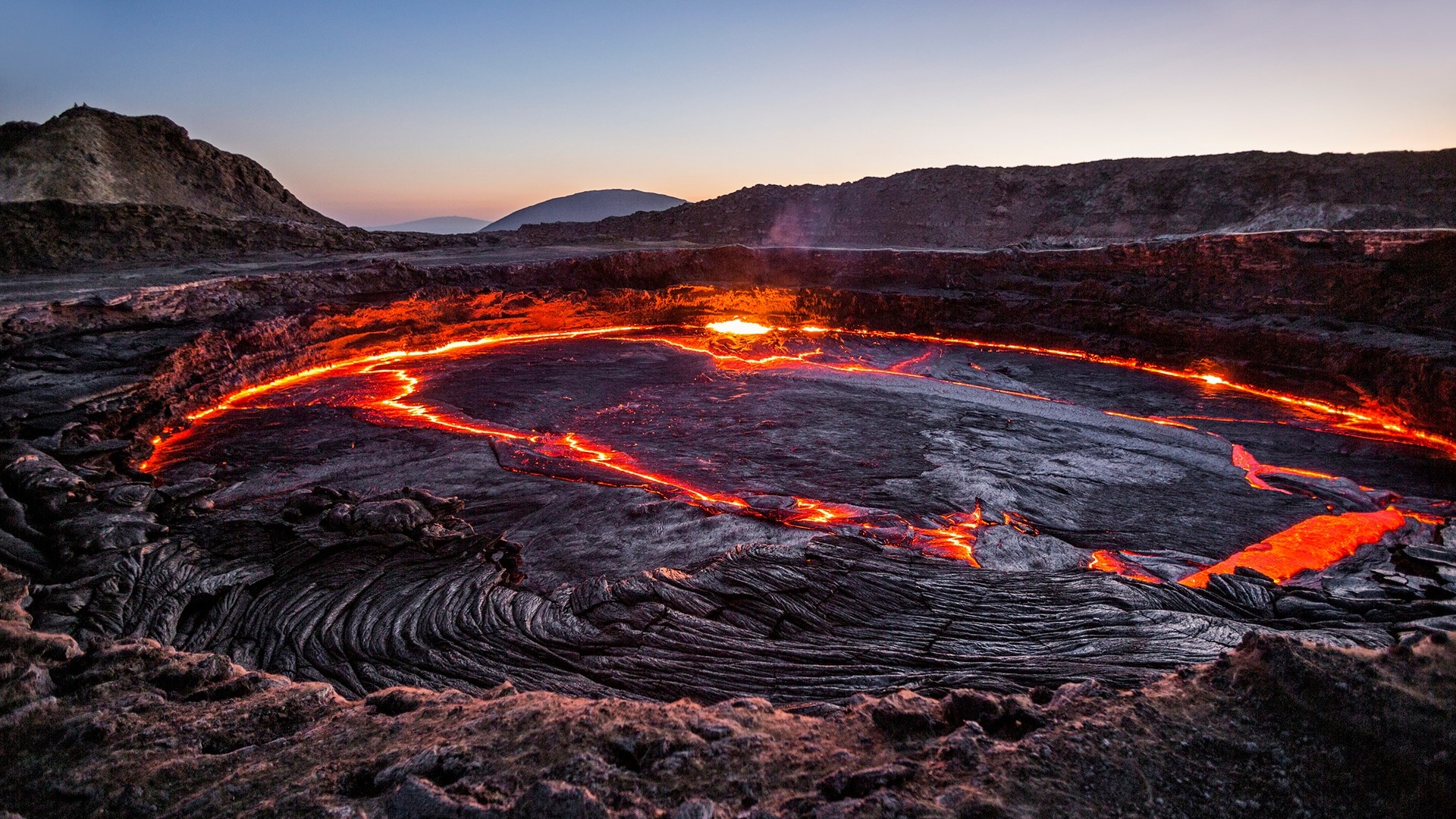 Lava lake, Erta Ale volcano, Danakil Depression, Volcanic landscapes, 1920x1080 Full HD Desktop
