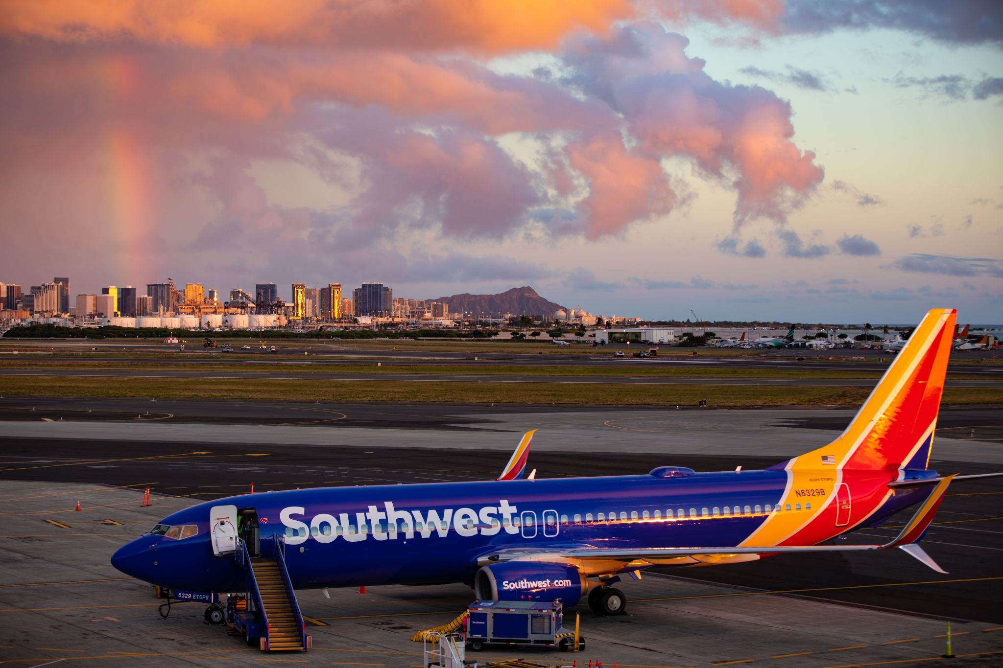 Honolulu International Airport, Southwest Airlines Wallpaper, 2050x1370 HD Desktop