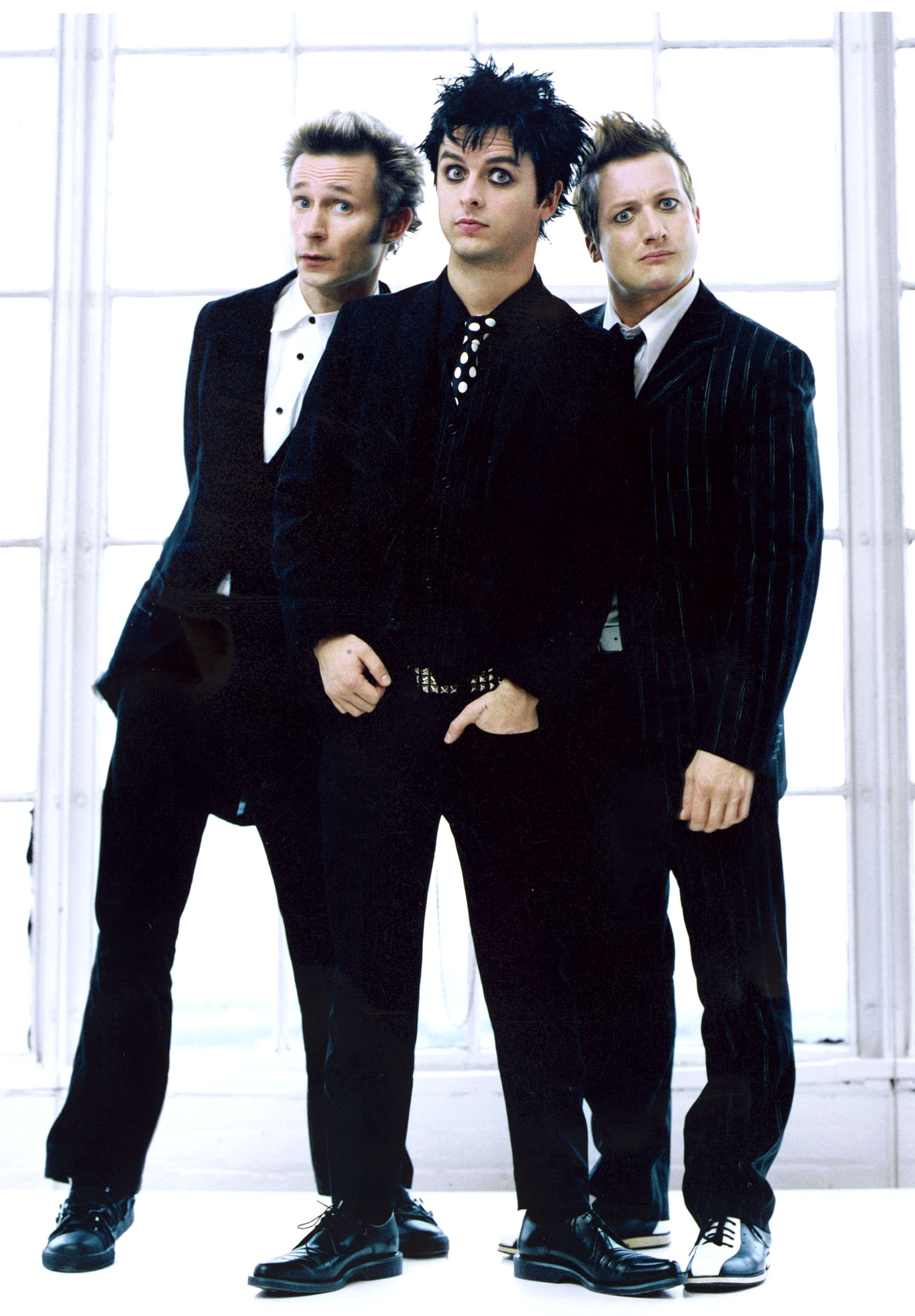 Green Day iPhone wallpapers, Popular choices, Stylish backgrounds, Billie Joe-inspired, 1690x2420 HD Phone