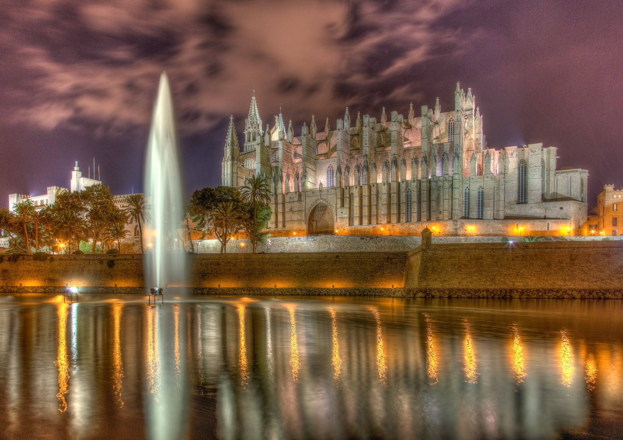 Free download wallpaper Spain, Cathedral, 2050x1450 HD Desktop