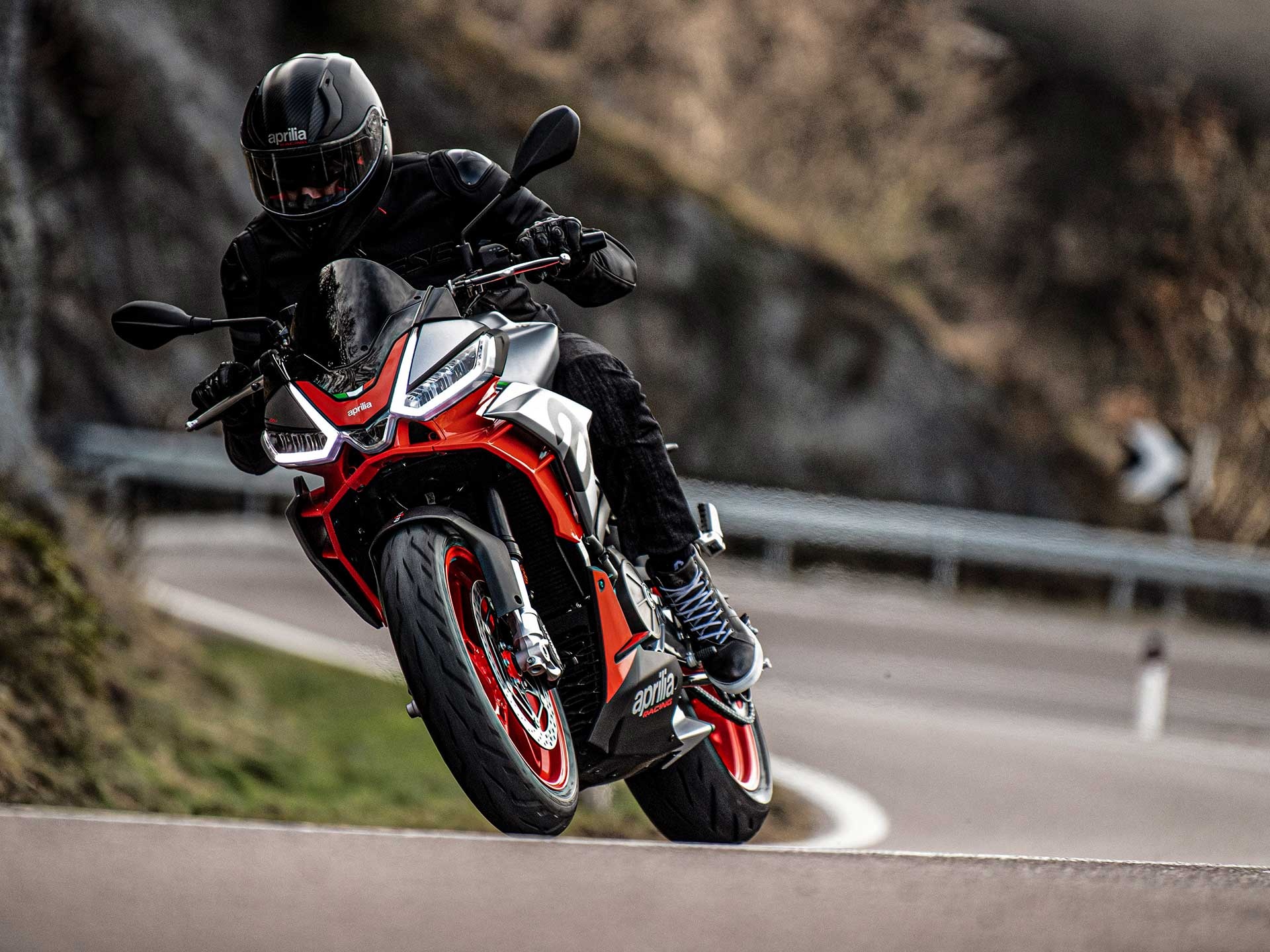 Aprilia Tuono 660, Upgrade mit Sensorbox, 1920x1440 HD Desktop
