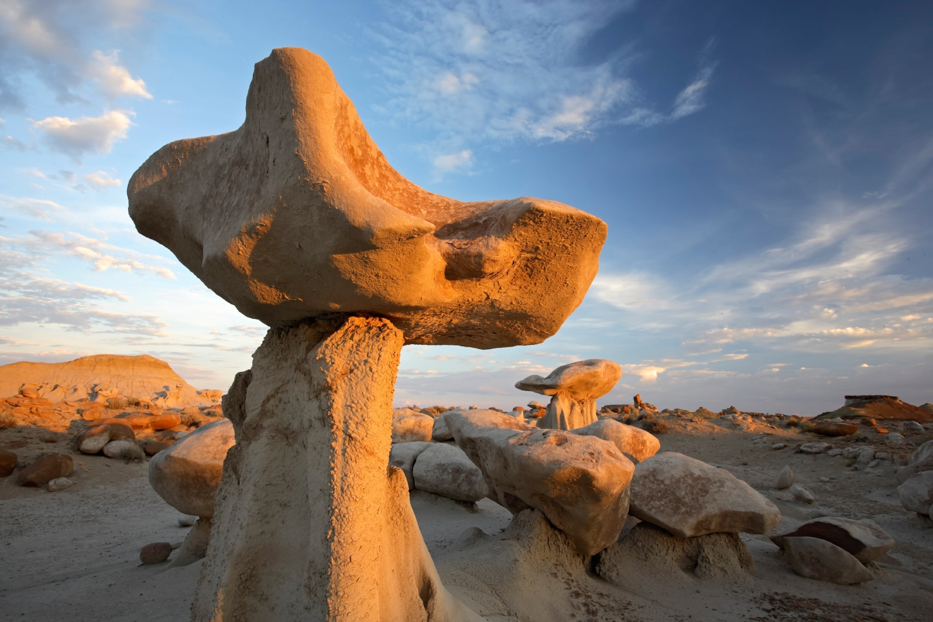 Bisti Badlands, Dazzling rock formations, 3080x2050 HD Desktop