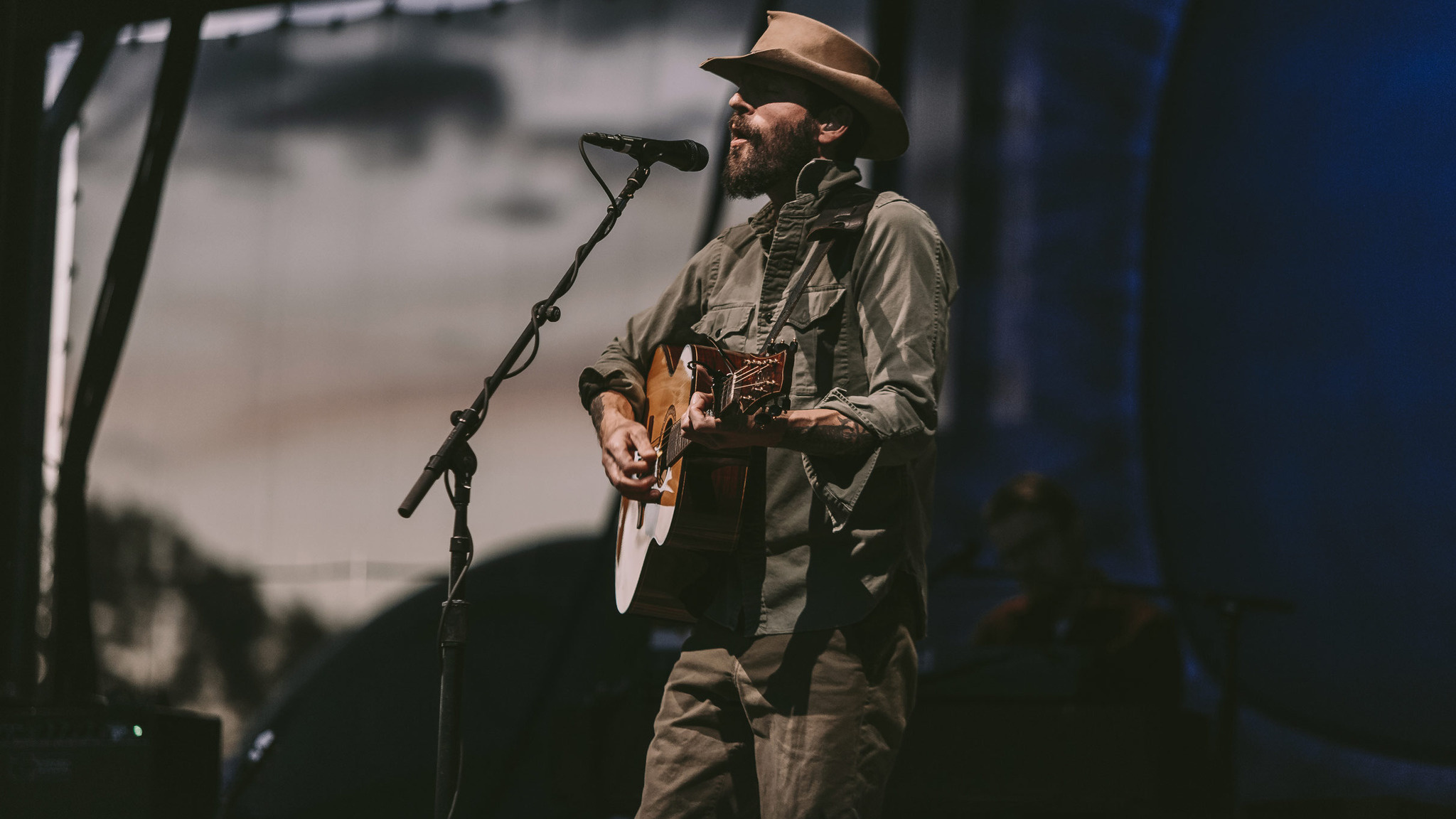 Ray LaMontagne, Adler Theatre, Unforgettable concert, Best seats available, 2050x1160 HD Desktop