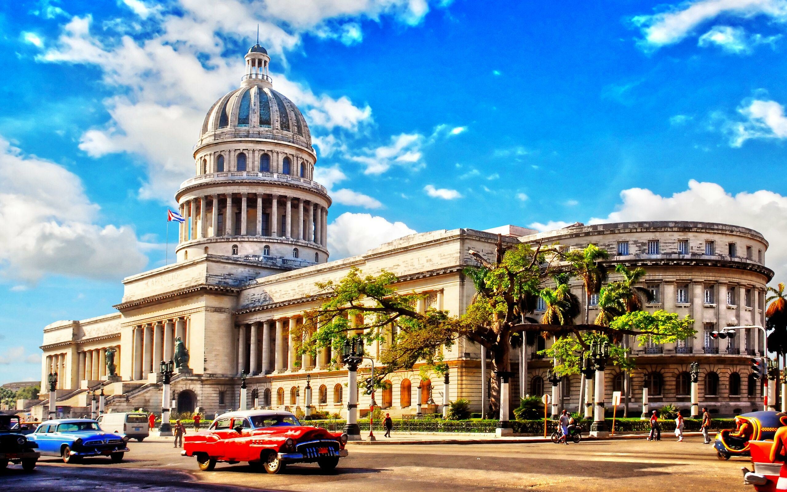 Cuban charm, Lively street scenes, Cigar smoke, Music and dance, 2560x1600 HD Desktop