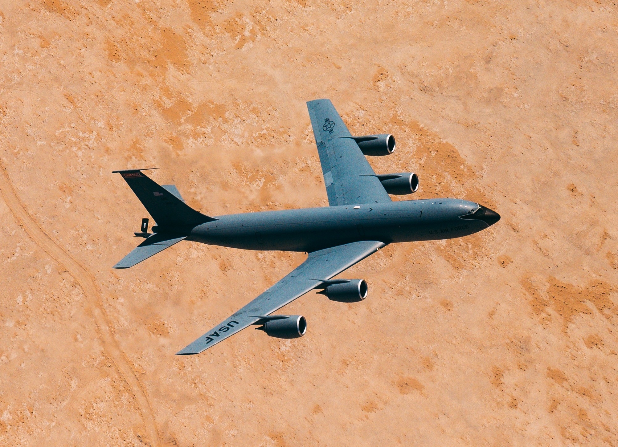 KC-135 Stratotanker, Aircraft, KC-135 Stratotanker aircraft, 2010x1460 HD Desktop