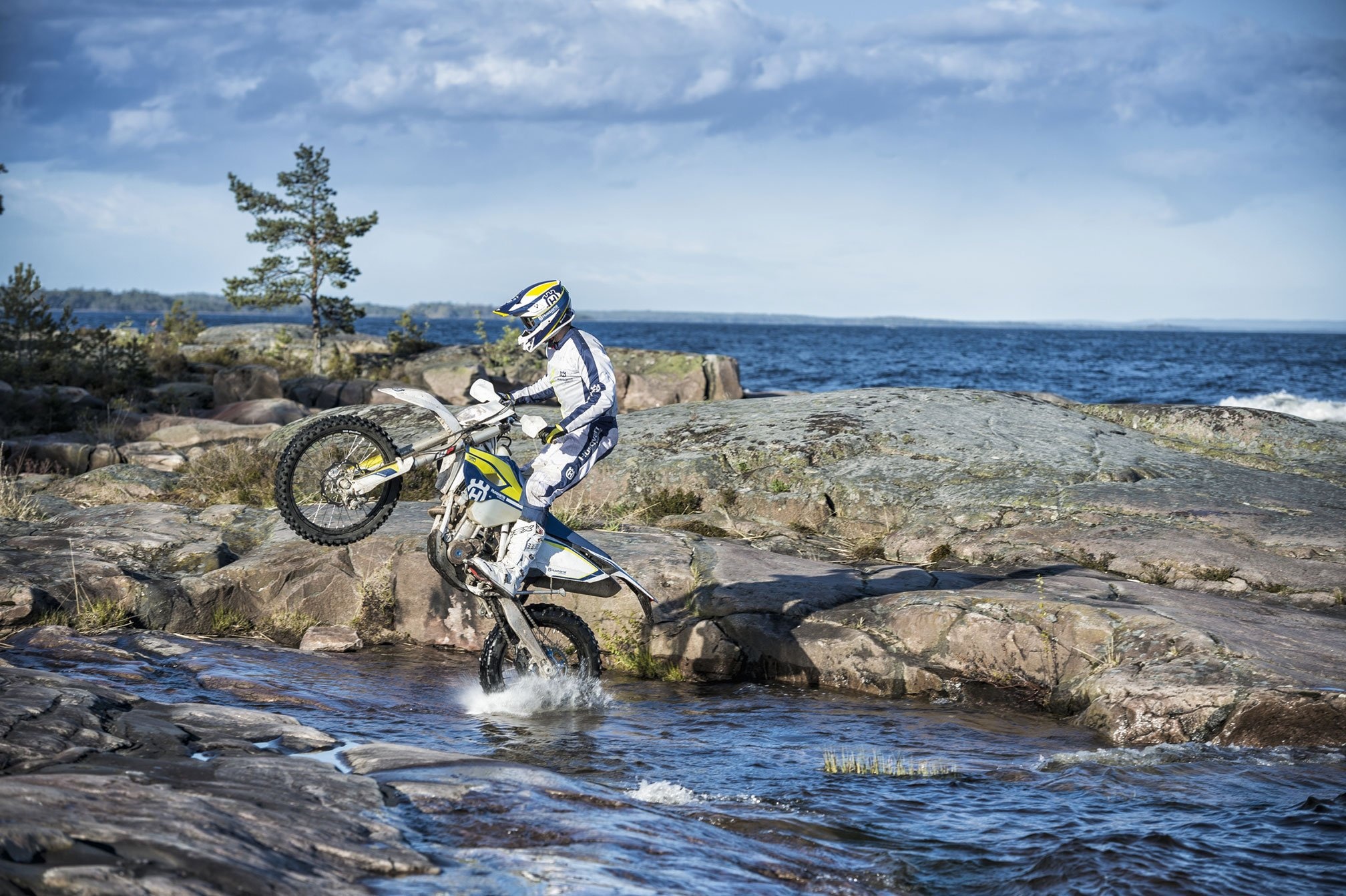 Husqvarna FE, 2016 model, Motocross dirtbike wallpaper, Mountain adventure, 2020x1350 HD Desktop