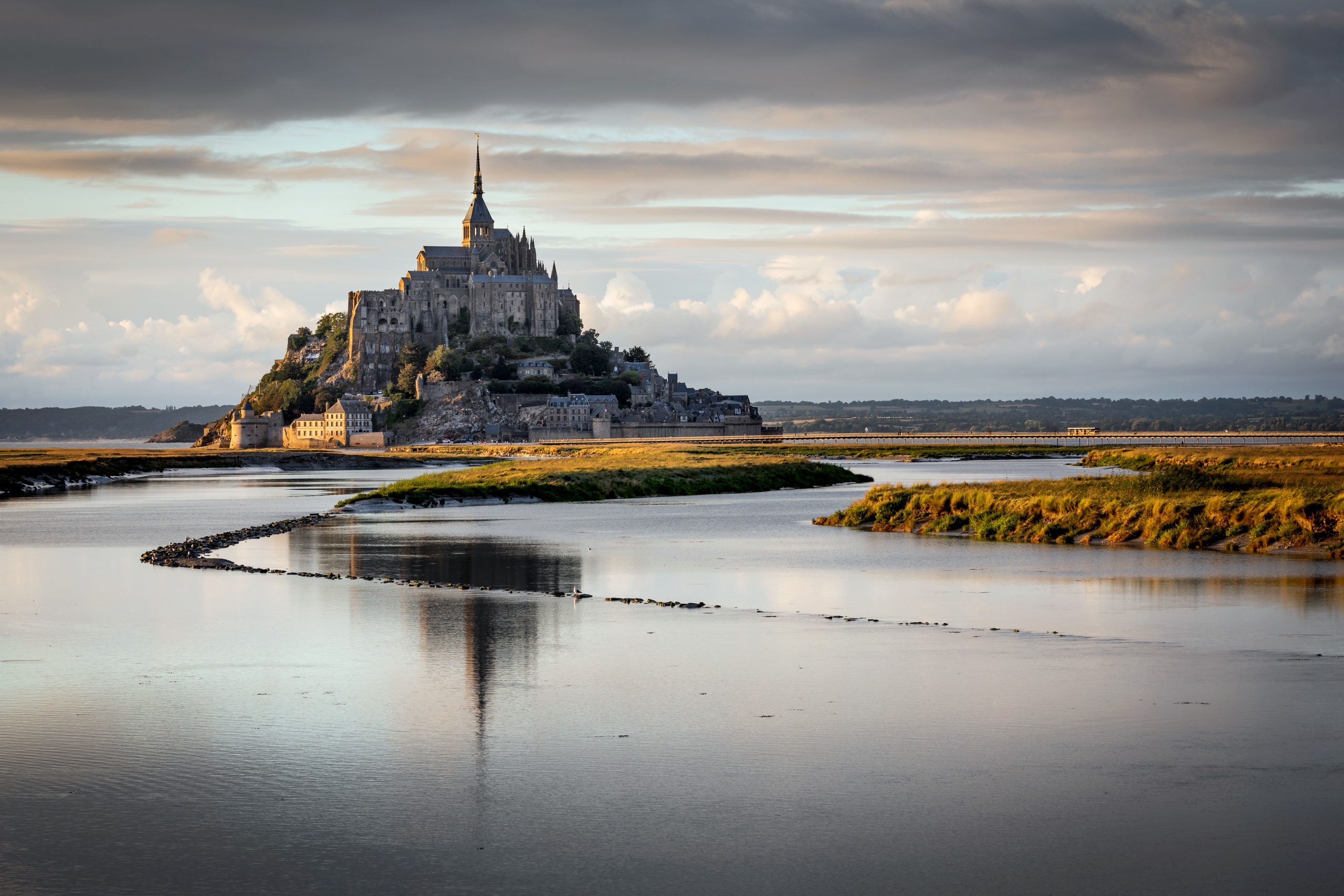 Mont St. Michel, Wallpapers, Zoey cunningham, Travels, 2560x1710 HD Desktop