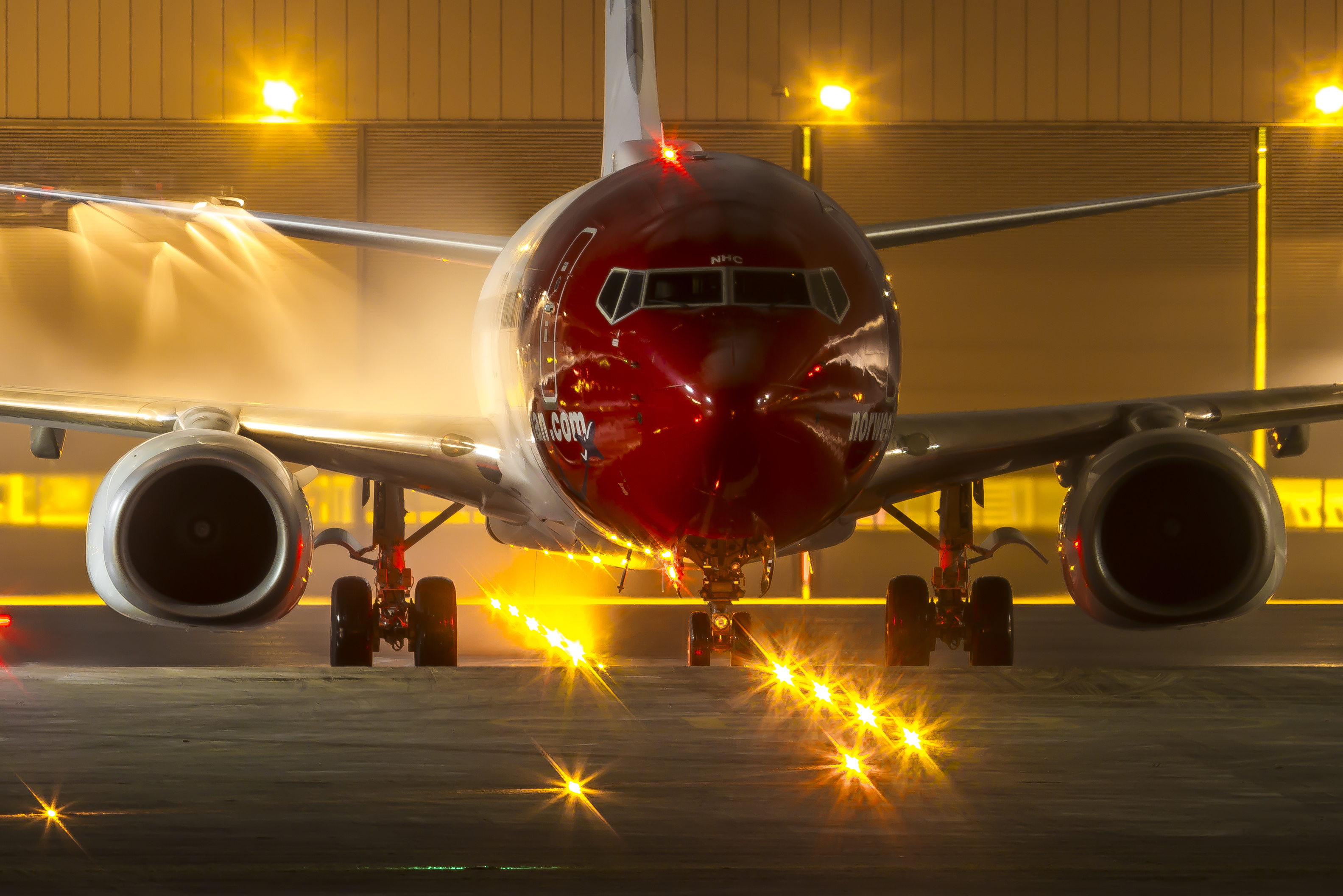 Boeing 737 HD Wallpaper 3170x2120