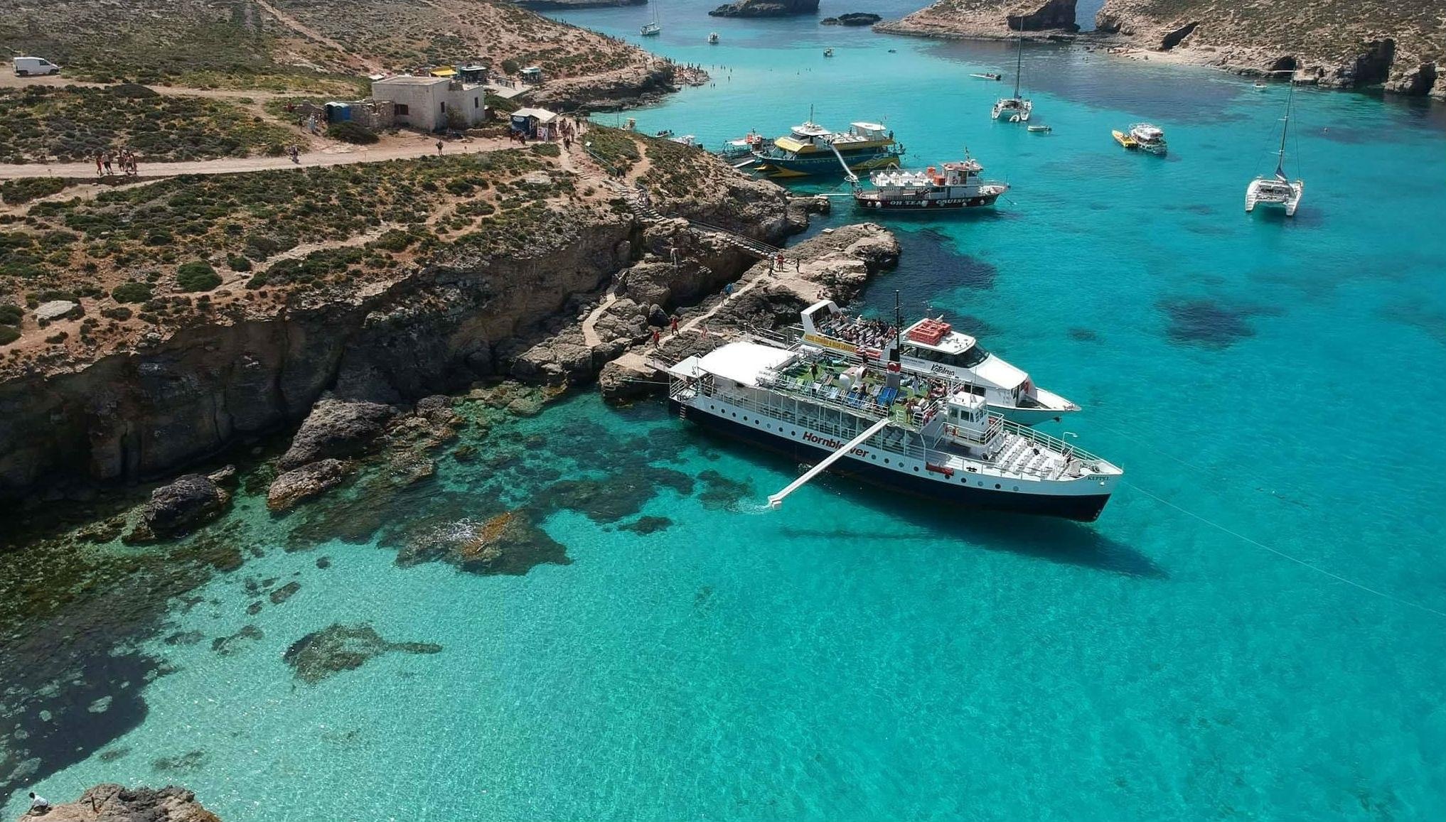 Comino Island, Bootstour, Blauer Lagune, Santa Maria, 2040x1160 HD Desktop