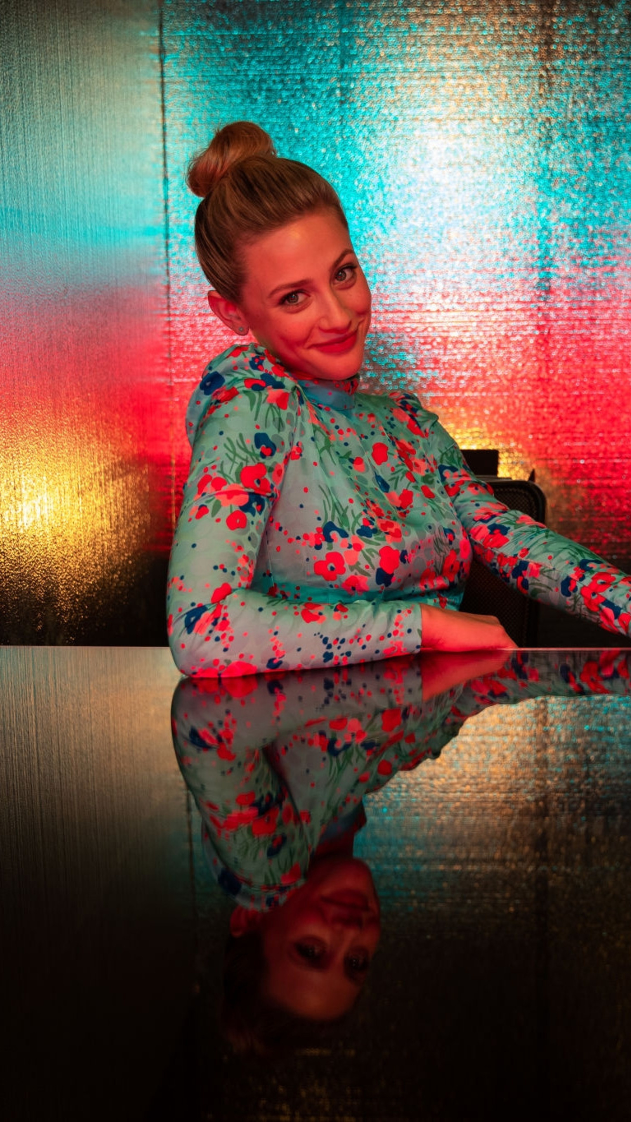 Lili Reinhart, Comic-Con portrait, Sony Xperia devices, HD 4K wallpapers, 2160x3840 4K Phone