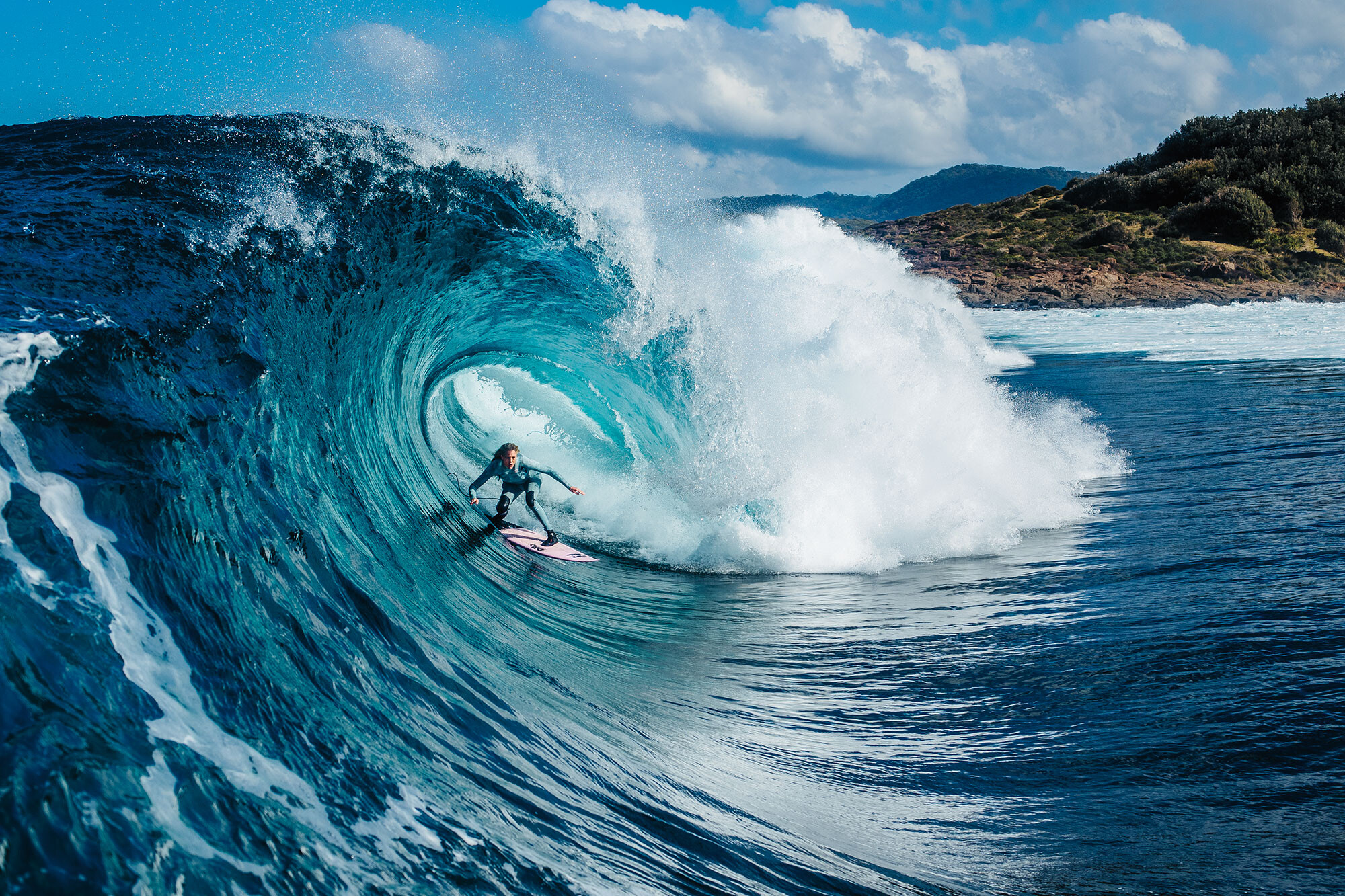 Surfing girl, Sports, Pivotal moments, Women's surfing, 2000x1340 HD Desktop