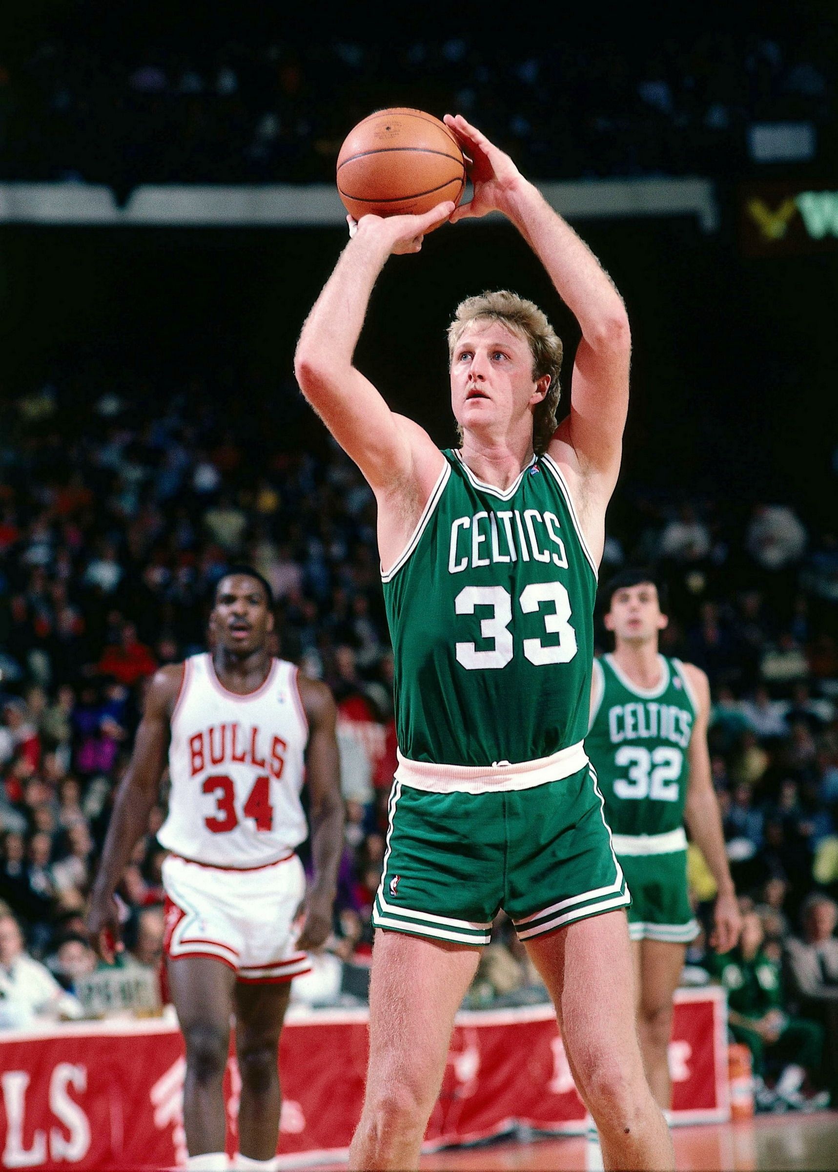 Celtics vs Bulls, Larry Bird Wallpaper, 1720x2400 HD Phone