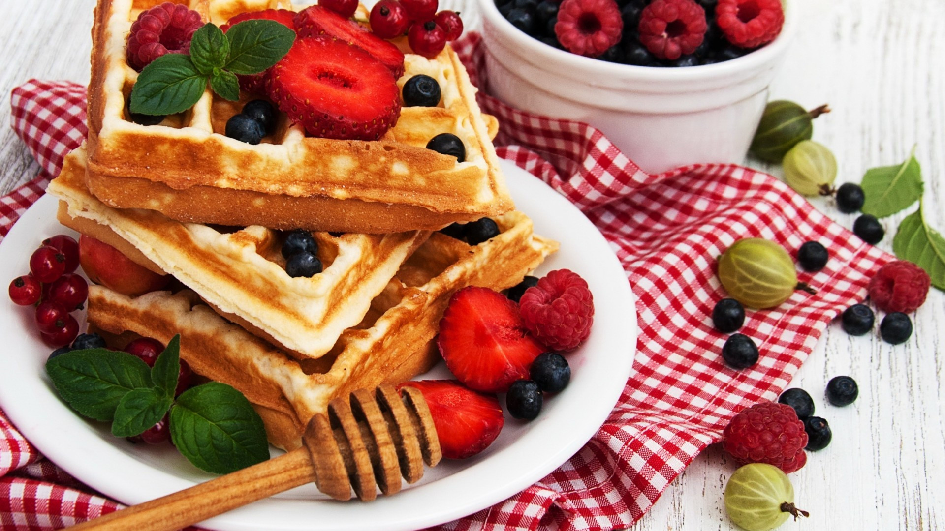 Waffle delight, Fruity breakfast, HD wallpapers, Mouth-watering widescreen visuals, 1920x1080 Full HD Desktop