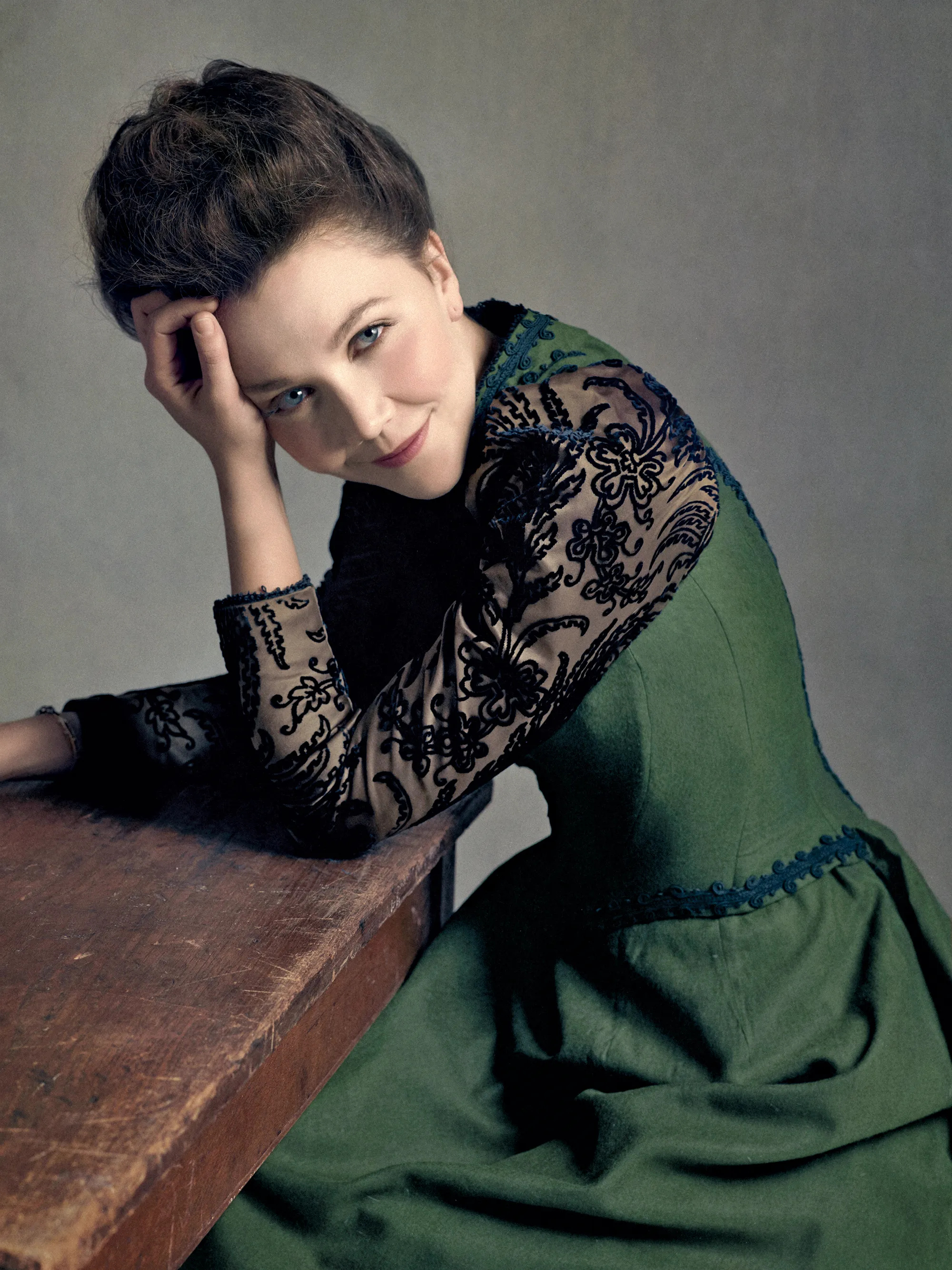 Maggie Gyllenhaal, Movies, Hollywood, Ageism, 2000x2670 HD Phone