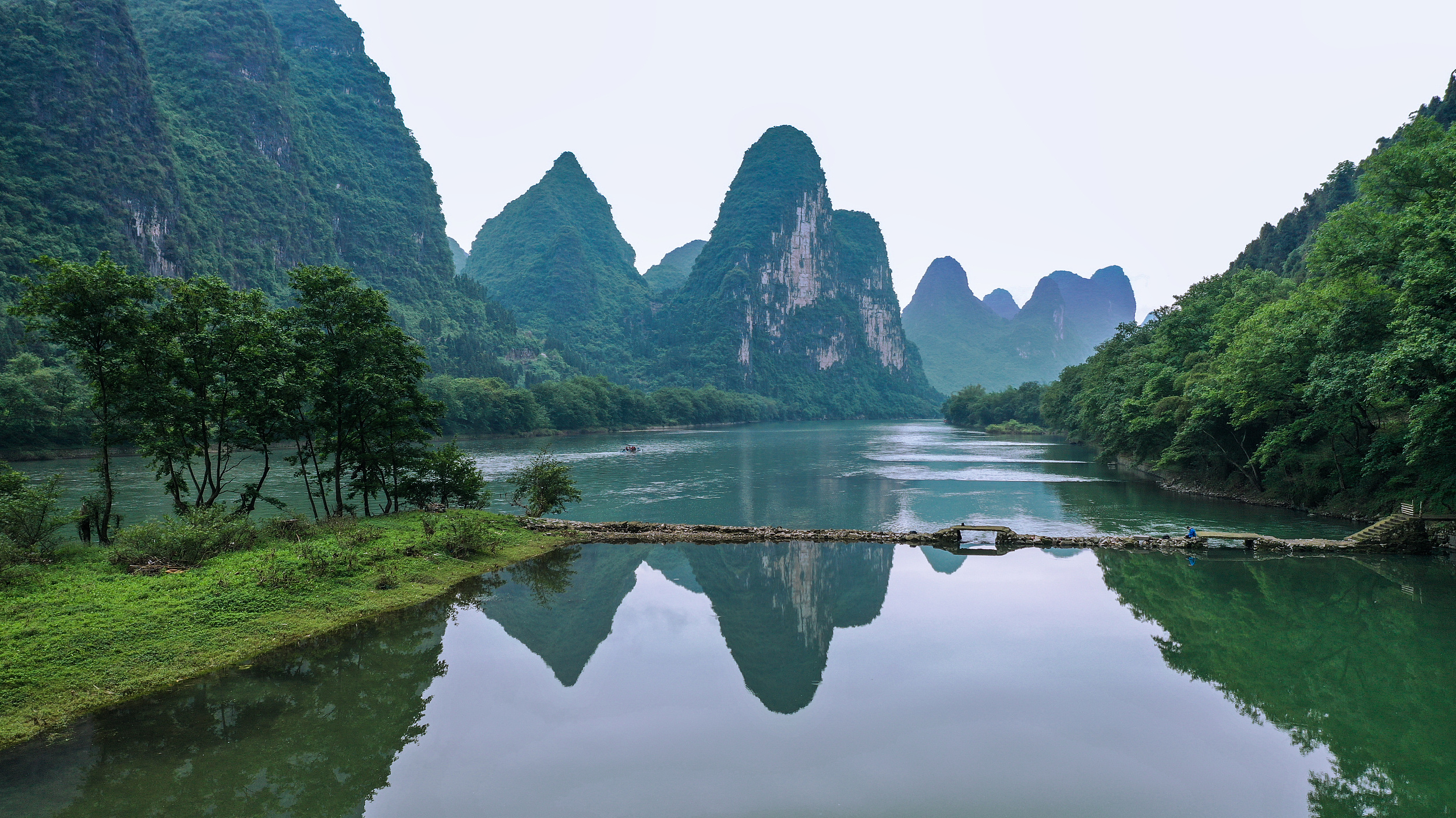 Guilin Li River National Park, Quanjiazhou attraction reviews, Quanjiazhou tickets, Quanjiazhou discounts, 2500x1410 HD Desktop
