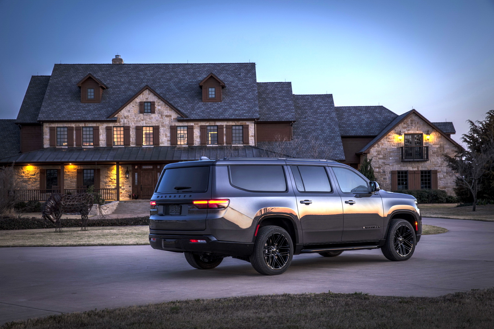 Jeep Wagoneer, Auto industry, Rear view, Motortread, 1930x1290 HD Desktop