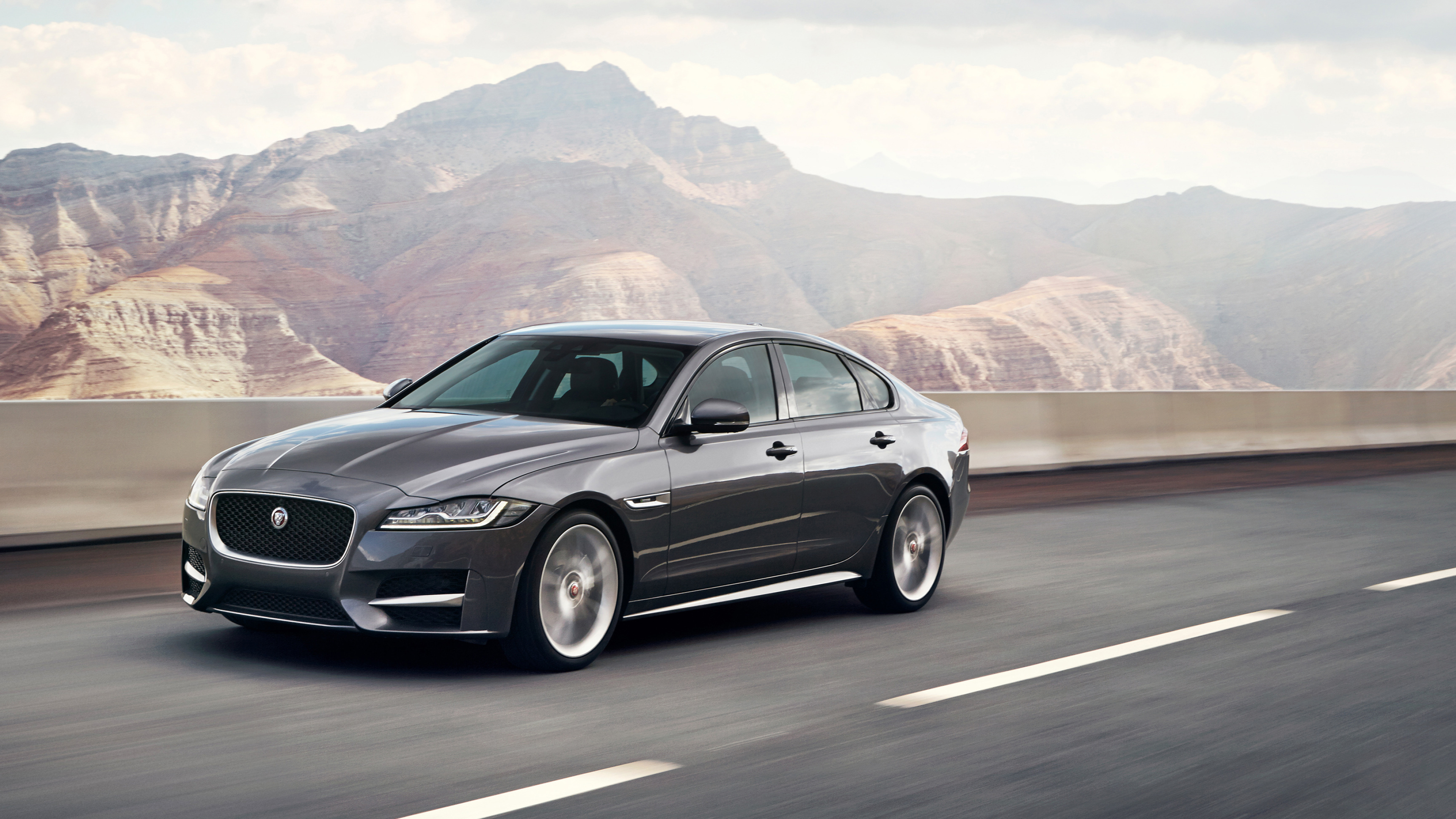 Jaguar XF, Sleek profile, Exquisite craftsmanship, Dynamic performance, 3840x2160 4K Desktop