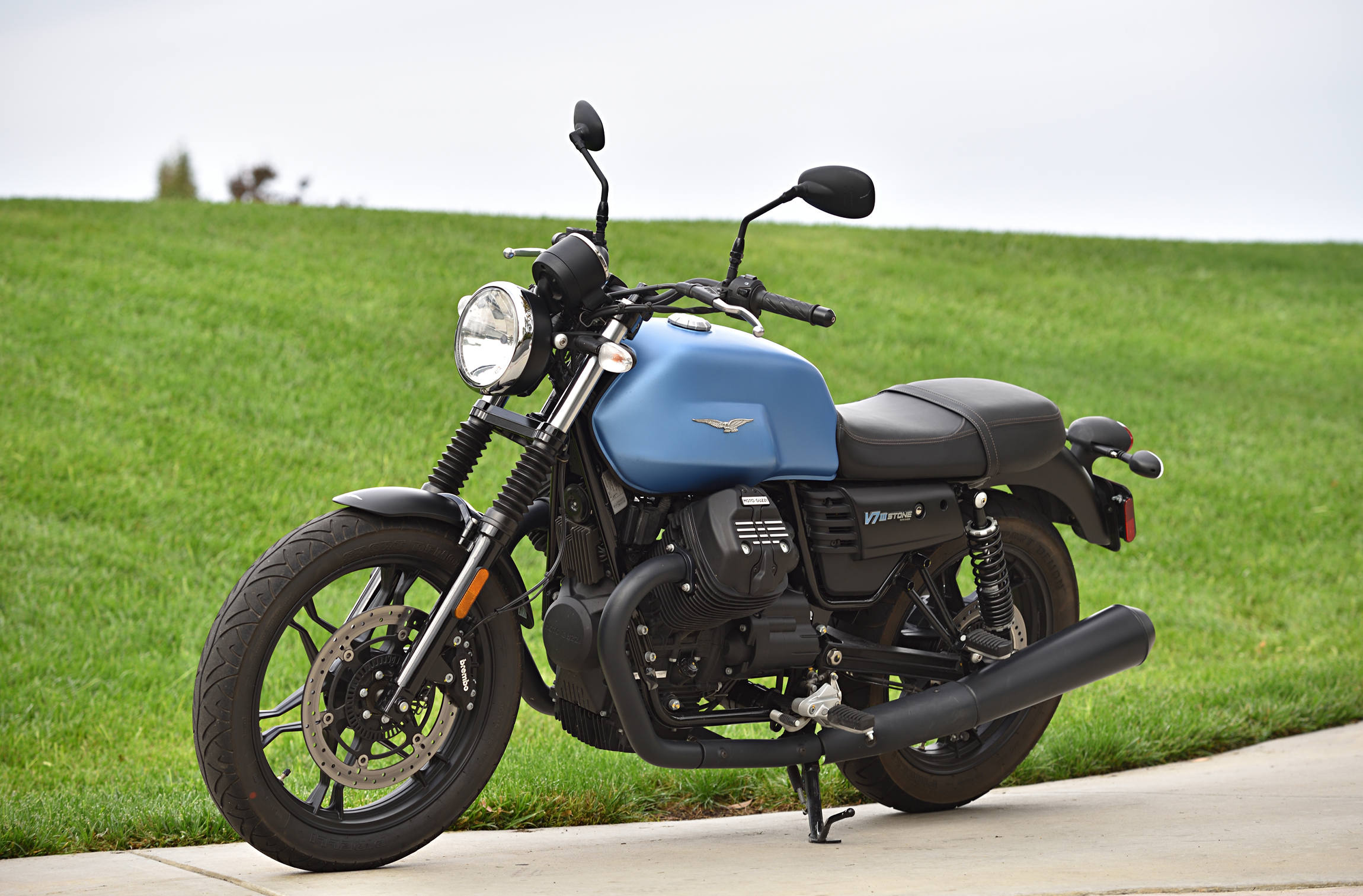 Moto Guzzi V7, 2017 model, Motorcycle review, Motorcycle news, 2300x1520 HD Desktop