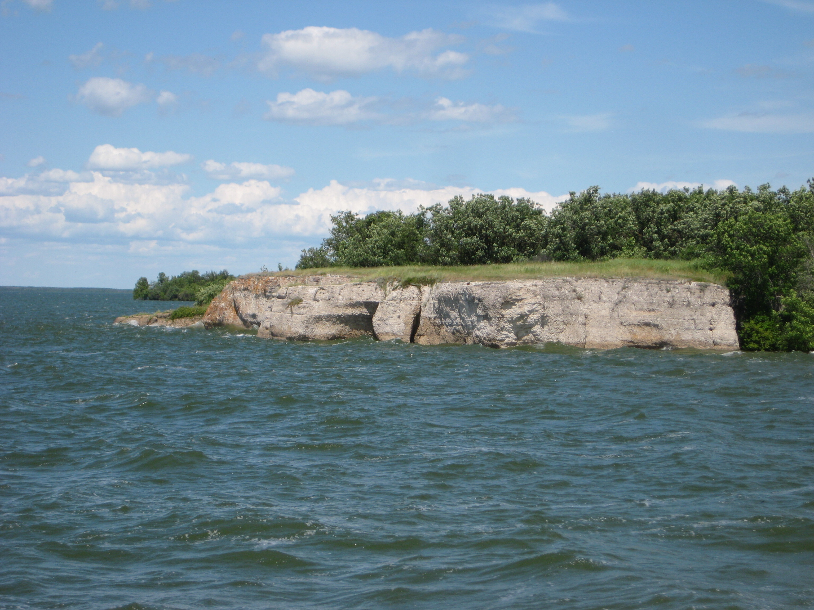 Winnipegosis Lake exploration, Hidden gems, Discover the unknown, Expand horizons, 3080x2310 HD Desktop