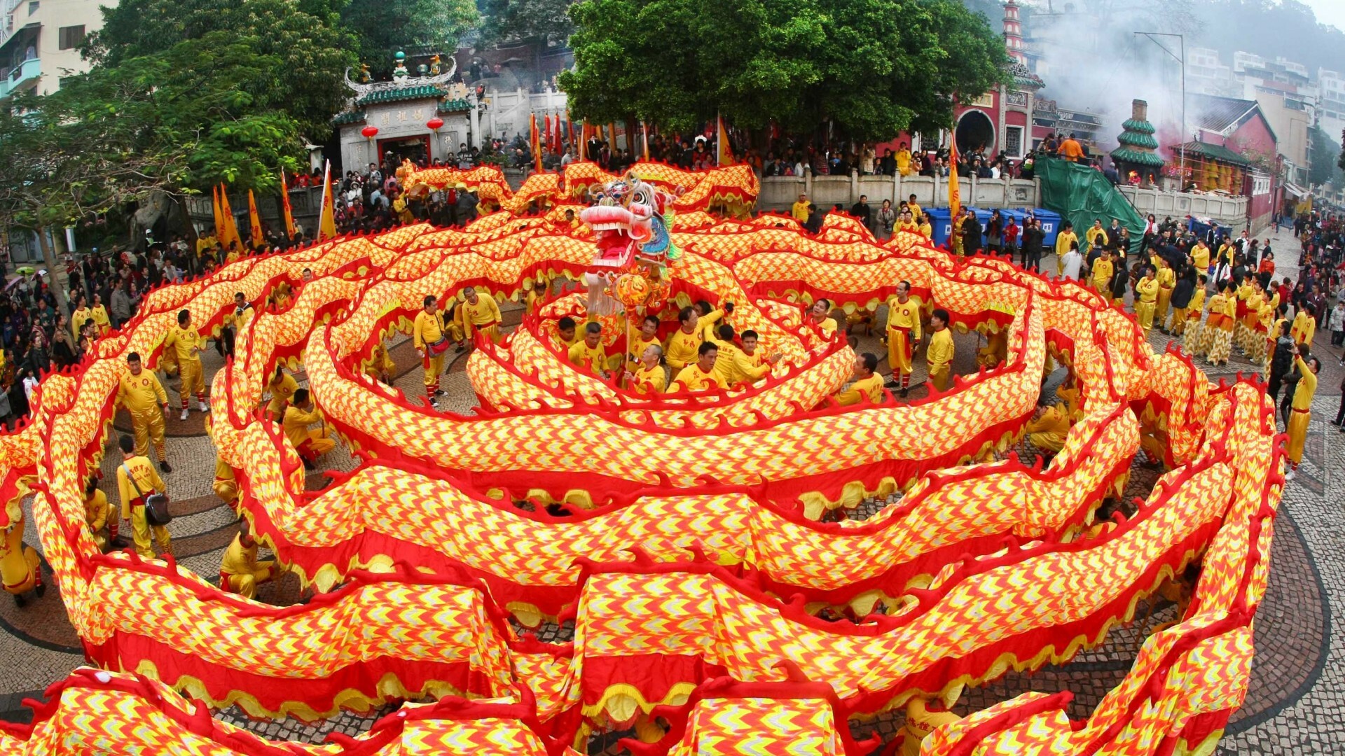 Chinese New Year Holiday, Festival wallpaper, Dragon motif, 1920x1080 Full HD Desktop