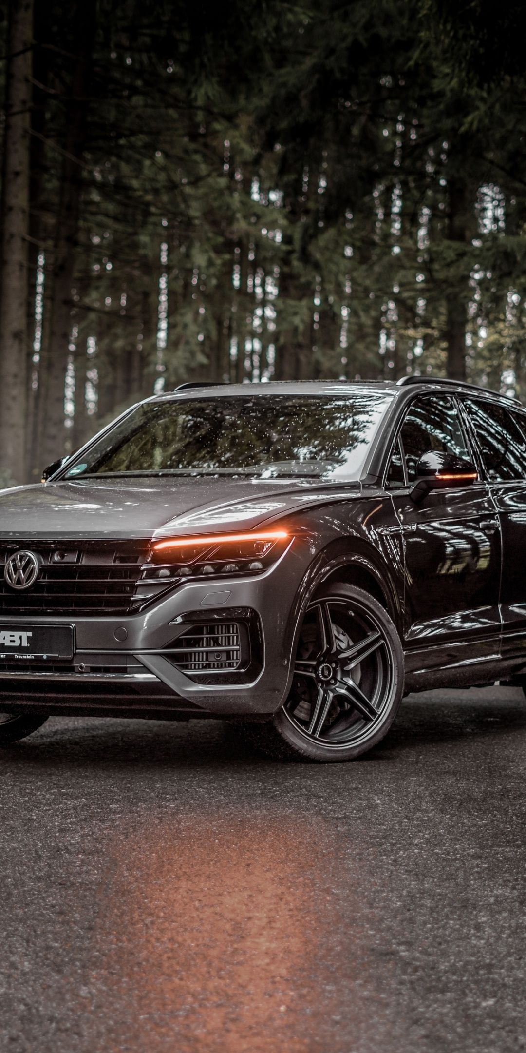 Volkswagen Touareg, R Line edition, SUV, TDI engine, 1080x2160 HD Phone