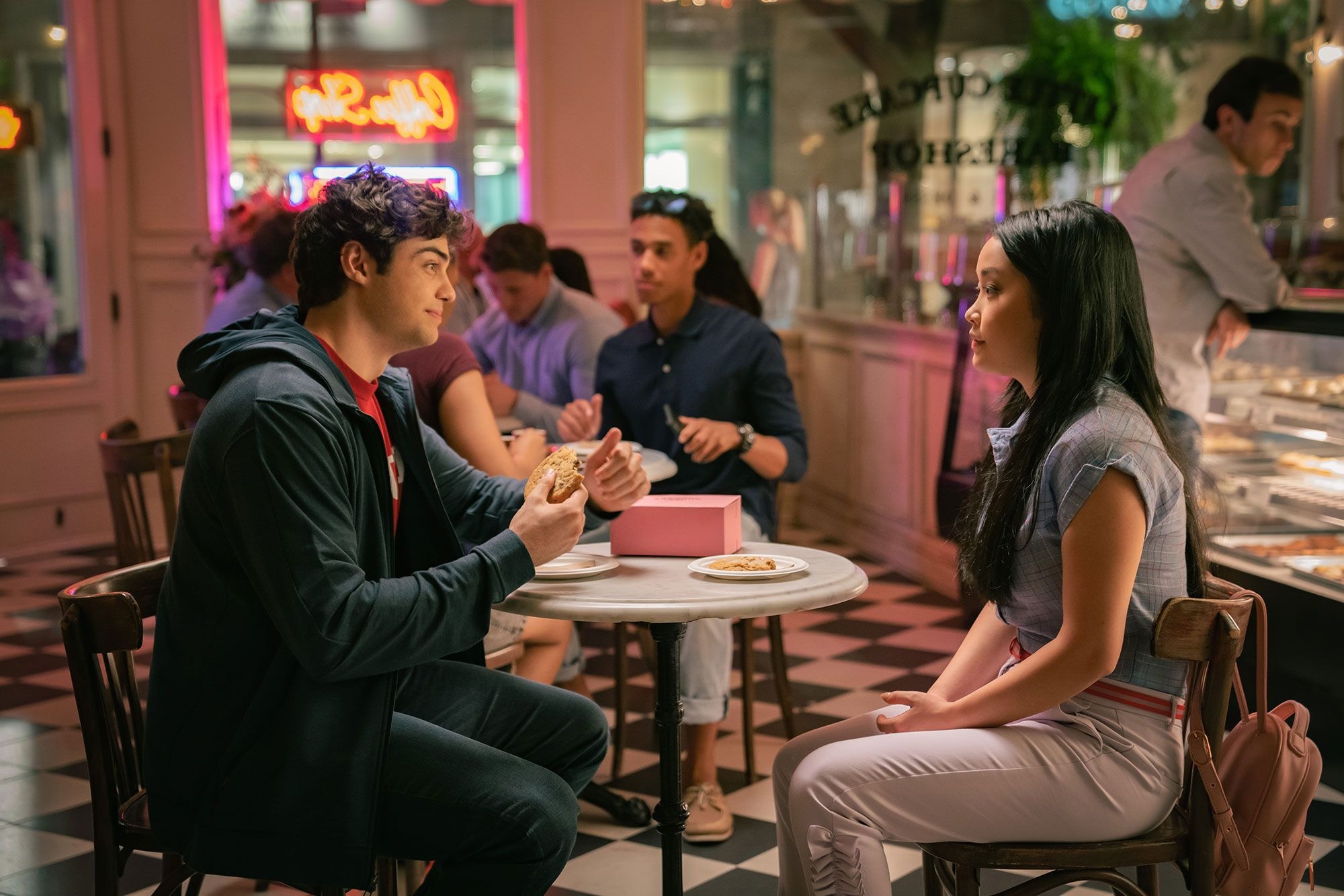 Noah Centineo, Lana Condor, College relationship, Lara Jean, 2000x1340 HD Desktop