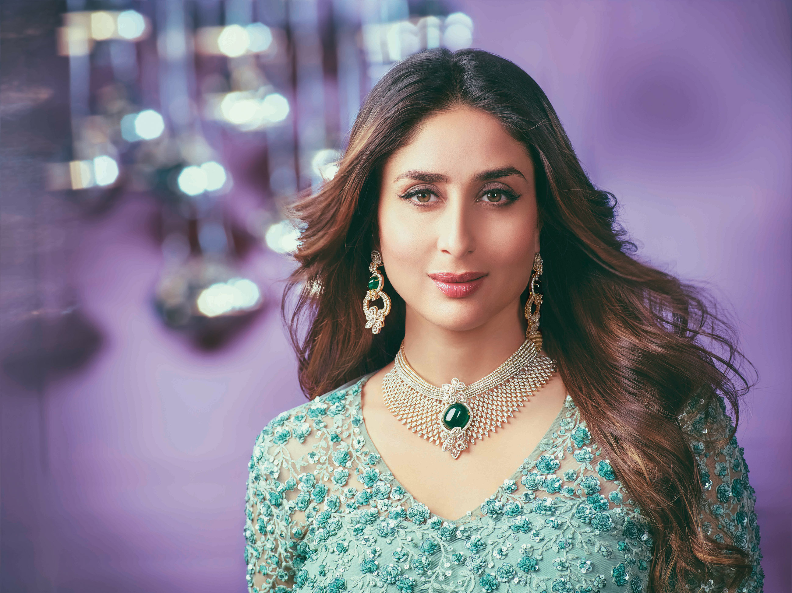 Kareena Kapoor, Malabar Gold, Diamond, Anniversary, 2600x1950 HD Desktop