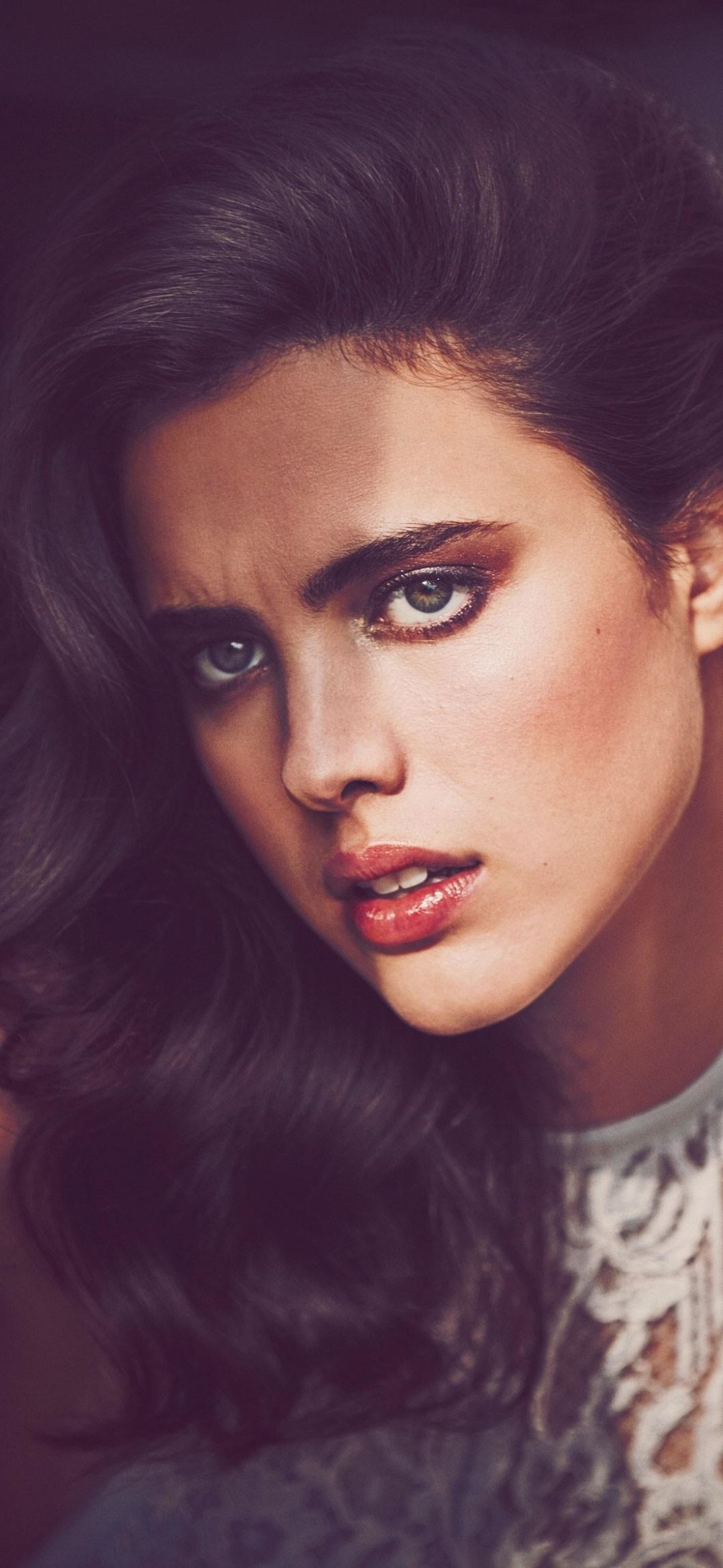 Margaret Qualley, Phone wallpaper, 1080x2340 HD Phone