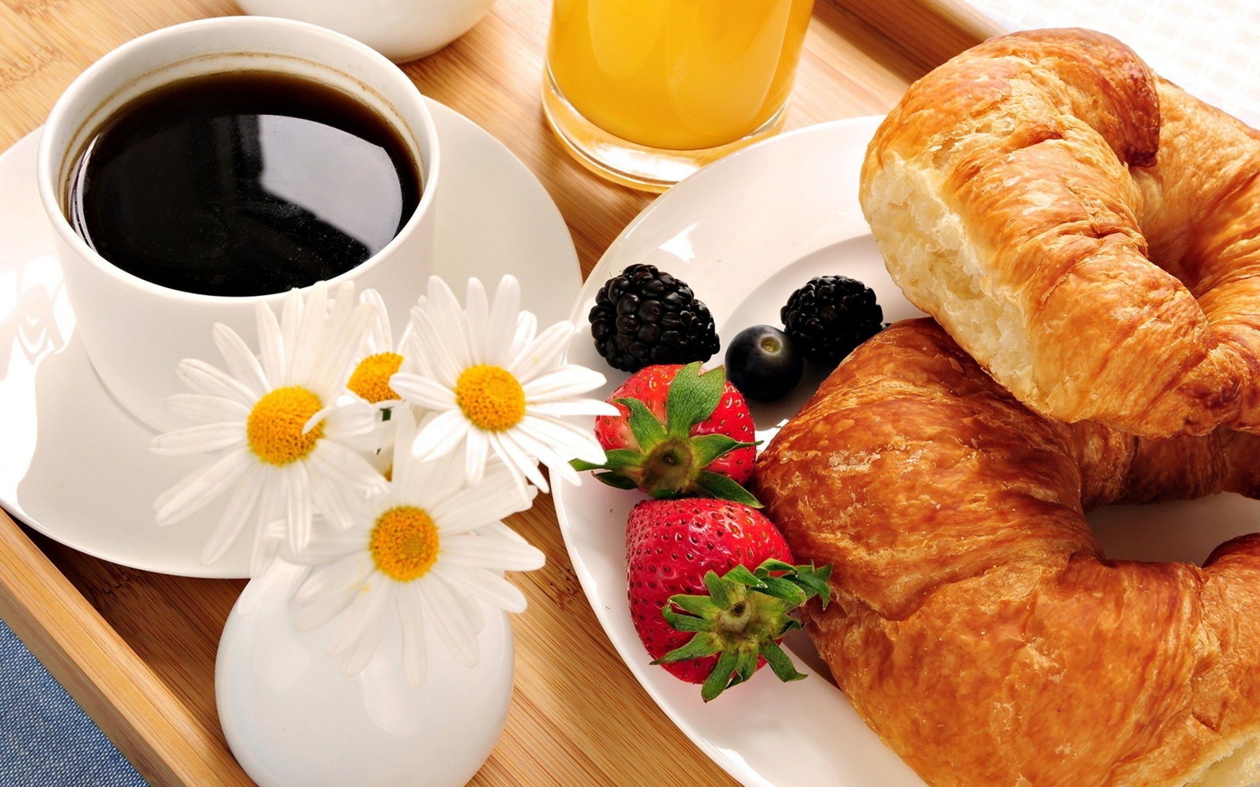 Coffee croissant breakfast, Delicious pastry, Morning treat, Tasty, 2560x1600 HD Desktop